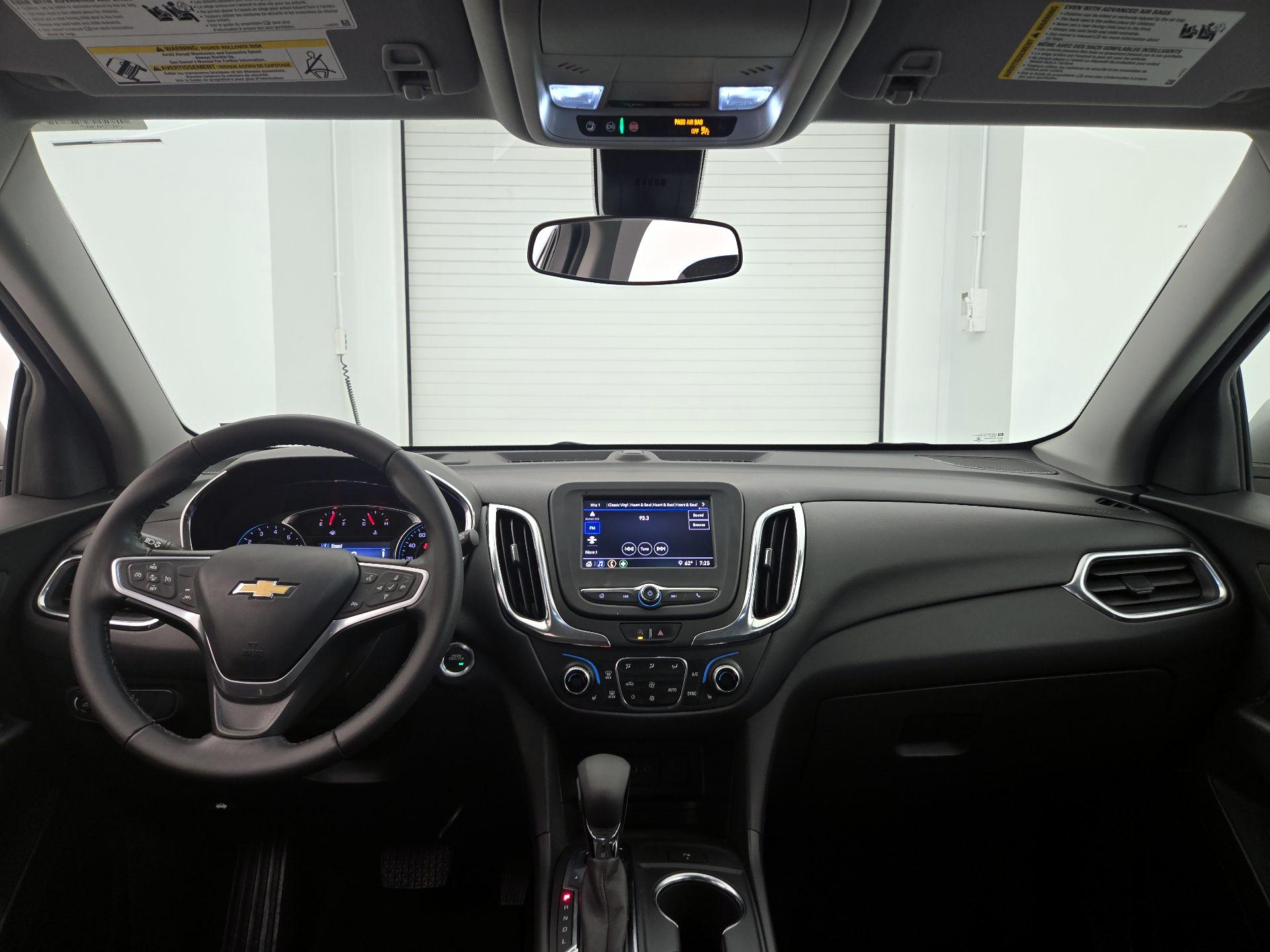 Thumbnail: 2022 Chevrolet Equinox - 9