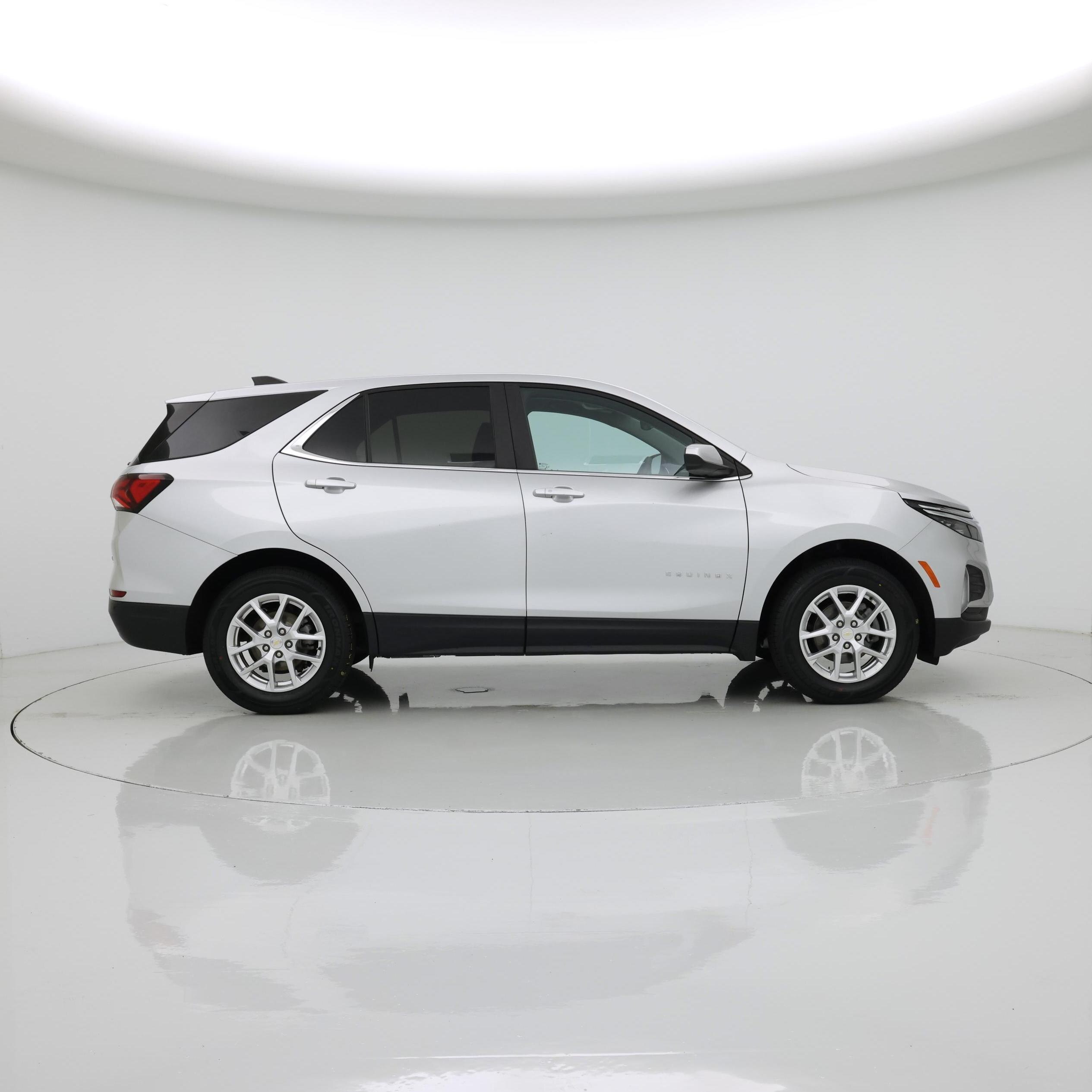 Thumbnail: 2022 Chevrolet Equinox - 7