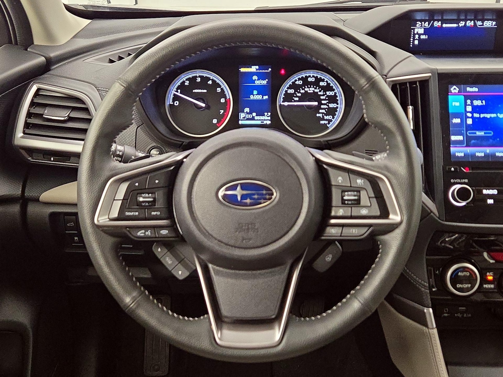 2022 Subaru Forester Limited - Photo 11
