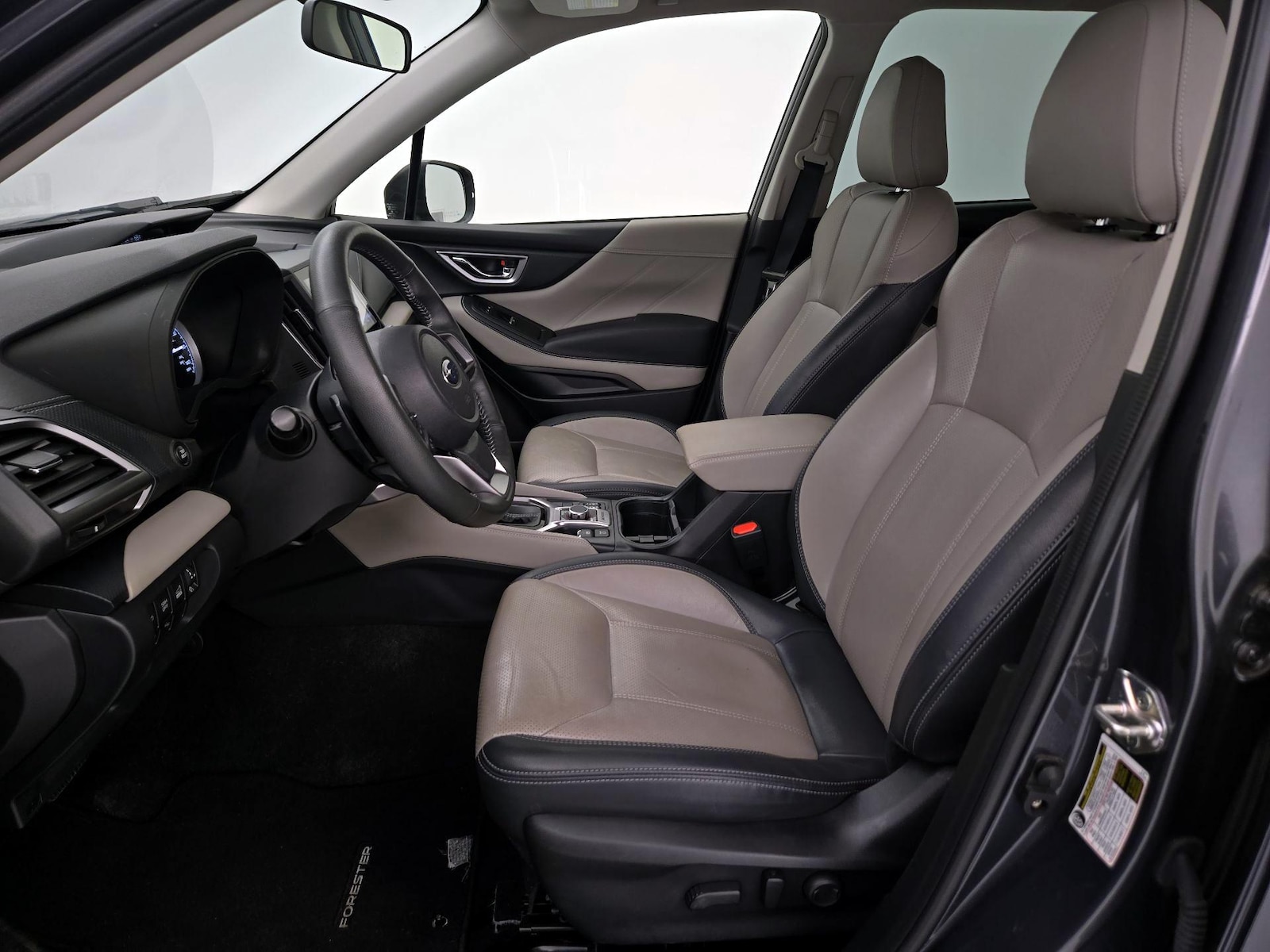 2022 Subaru Forester Limited - Photo 12