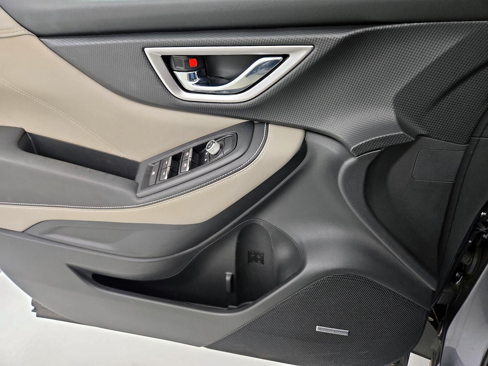2022 Subaru Forester Limited - Photo 13