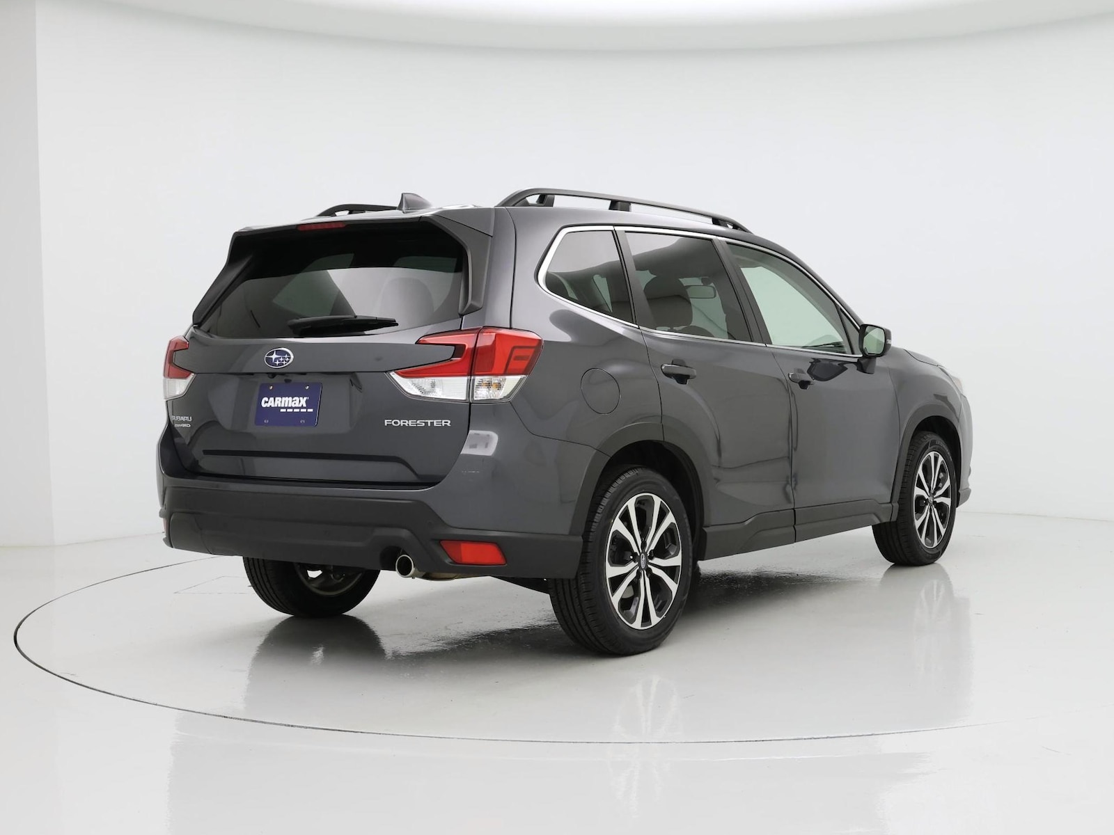 2022 Subaru Forester Limited - Photo 9