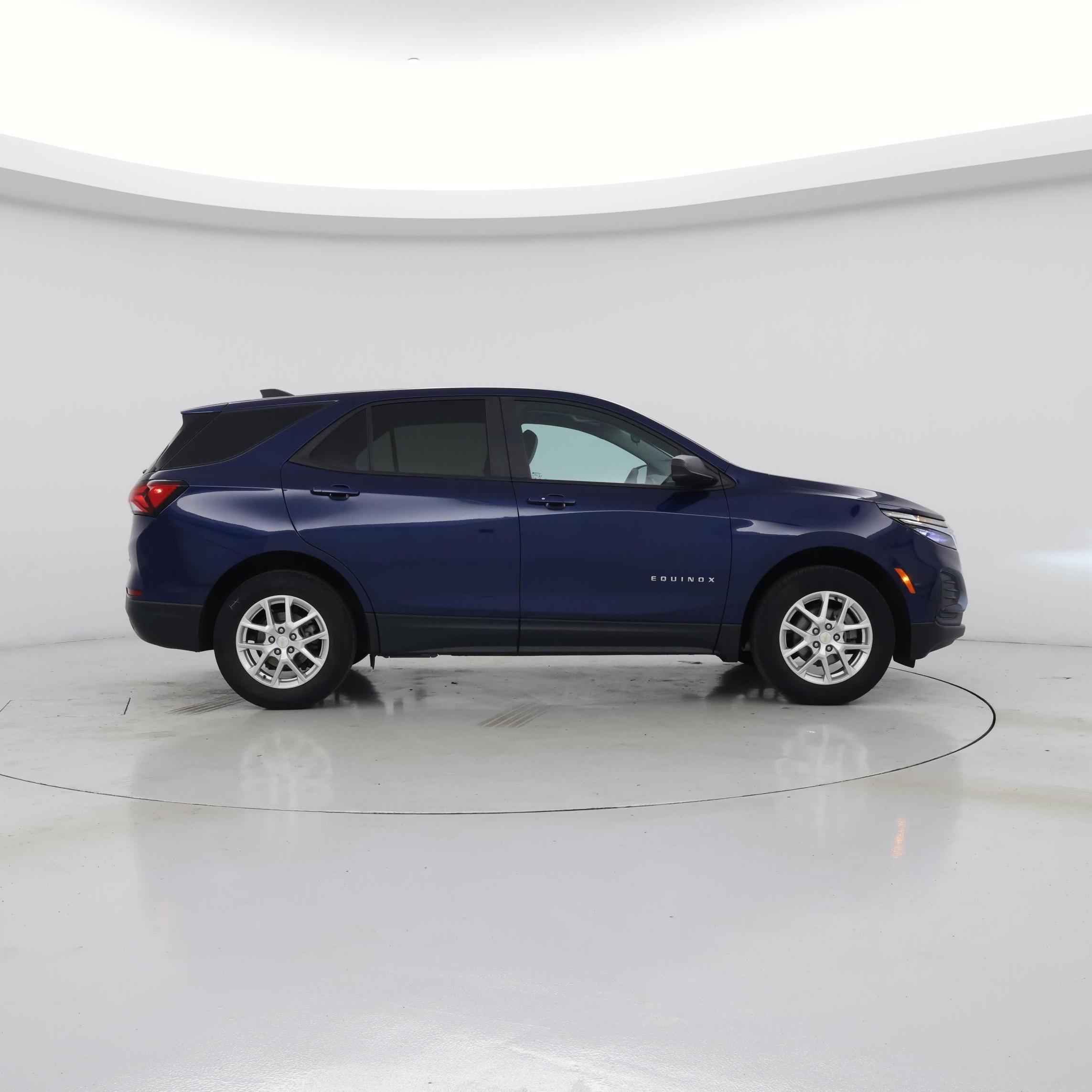 Thumbnail: 2023 Chevrolet Equinox - 7