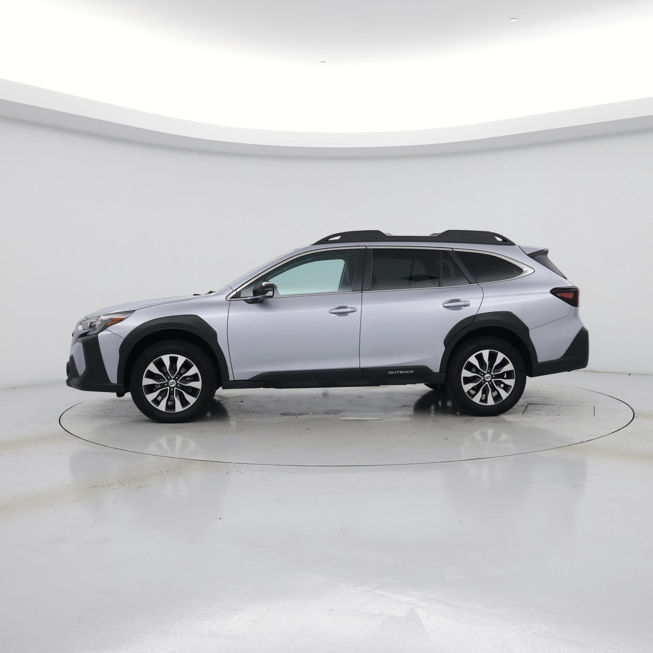 Thumbnail: 2023 Subaru Outback - 3
