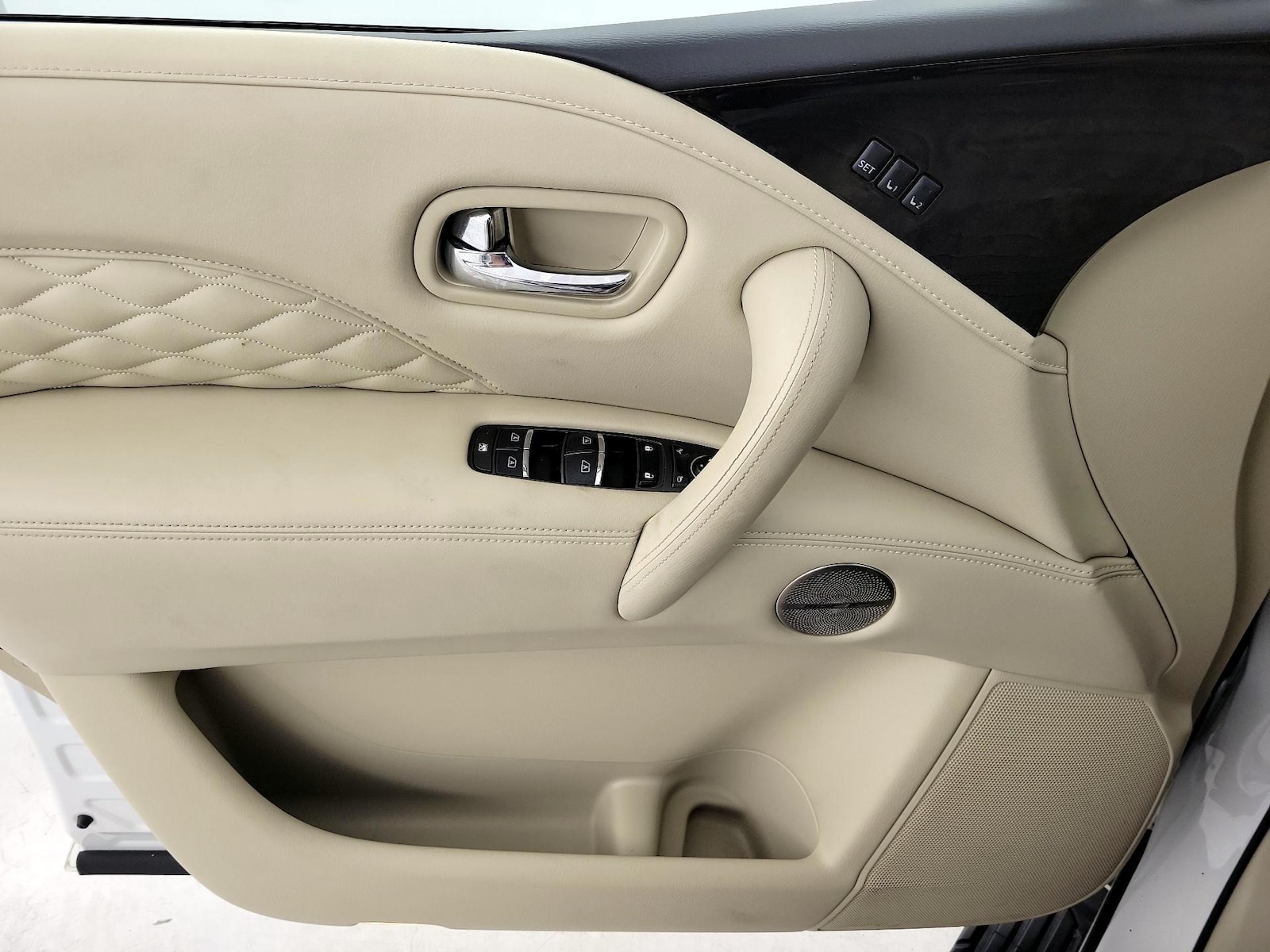 2021 INFINITI QX80 Sensory 4WD - Photo 13