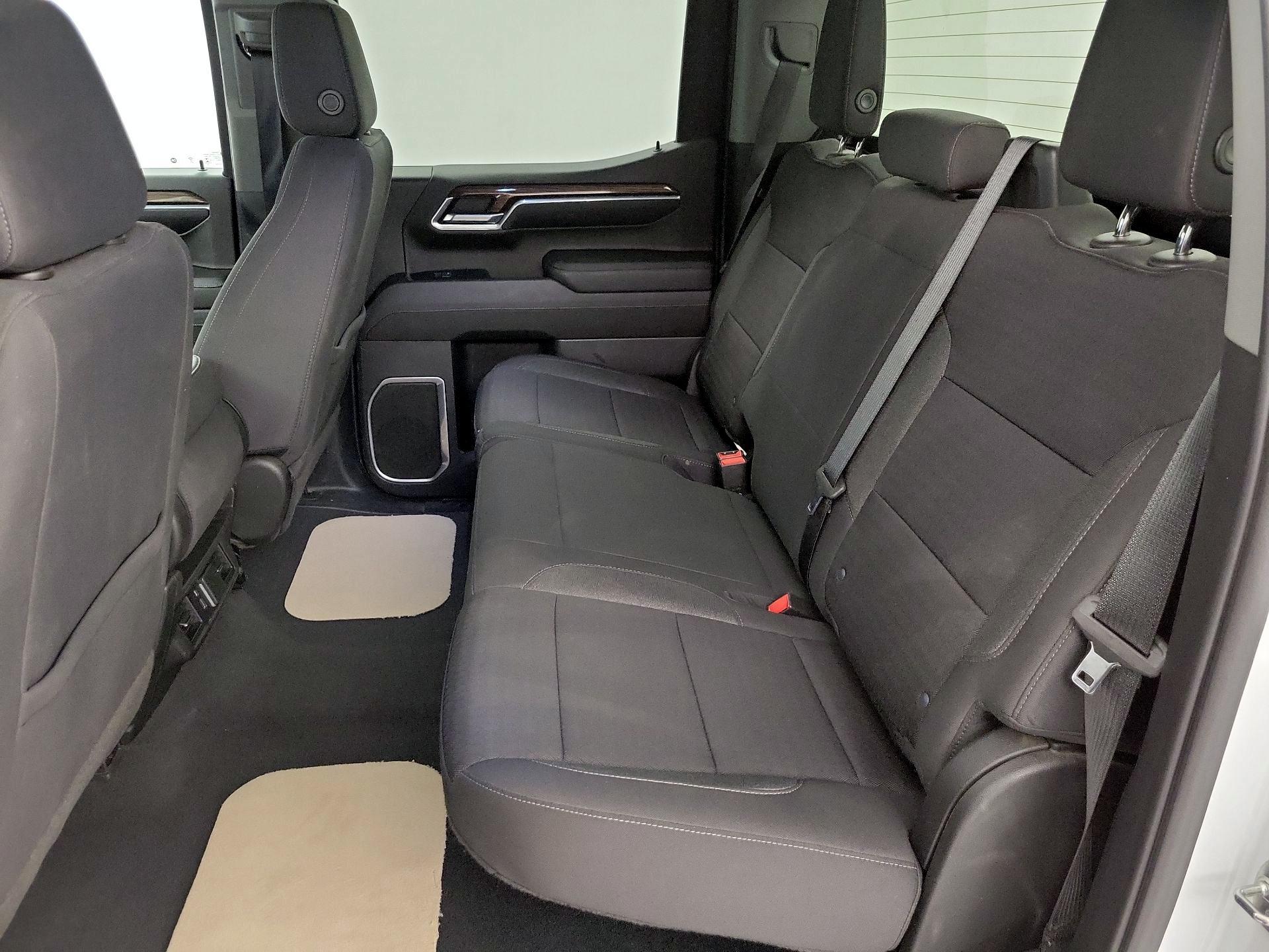 Thumbnail: 2022 Chevrolet Silverado 1500 - 19