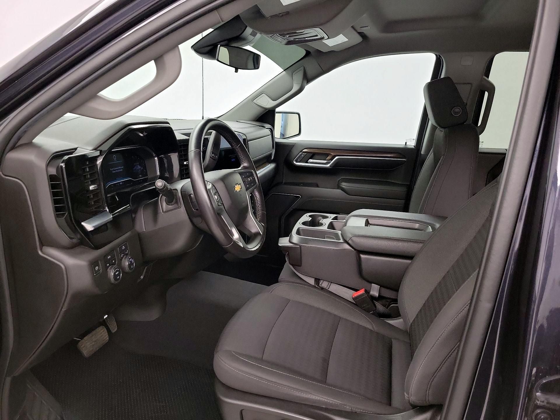 Thumbnail: 2022 Chevrolet Silverado 1500 - 11