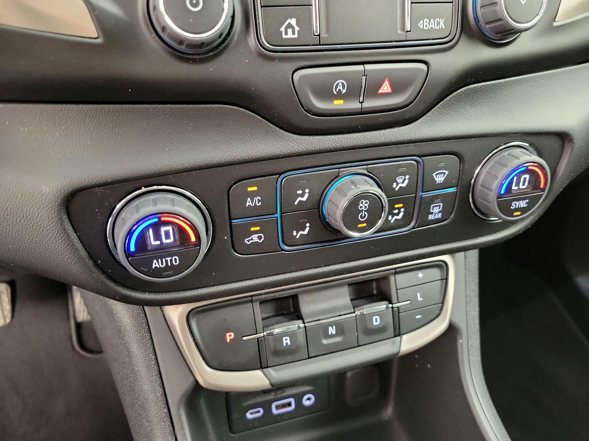 Thumbnail: 2022 GMC Terrain - 16
