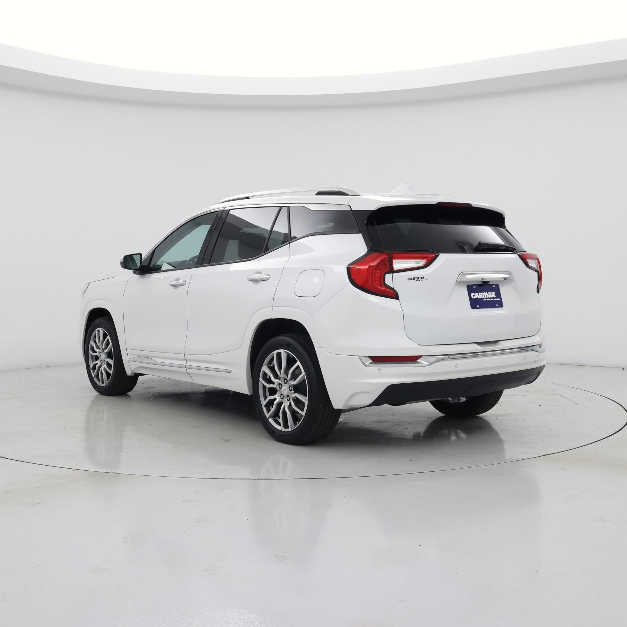 Thumbnail: 2022 GMC Terrain - 2