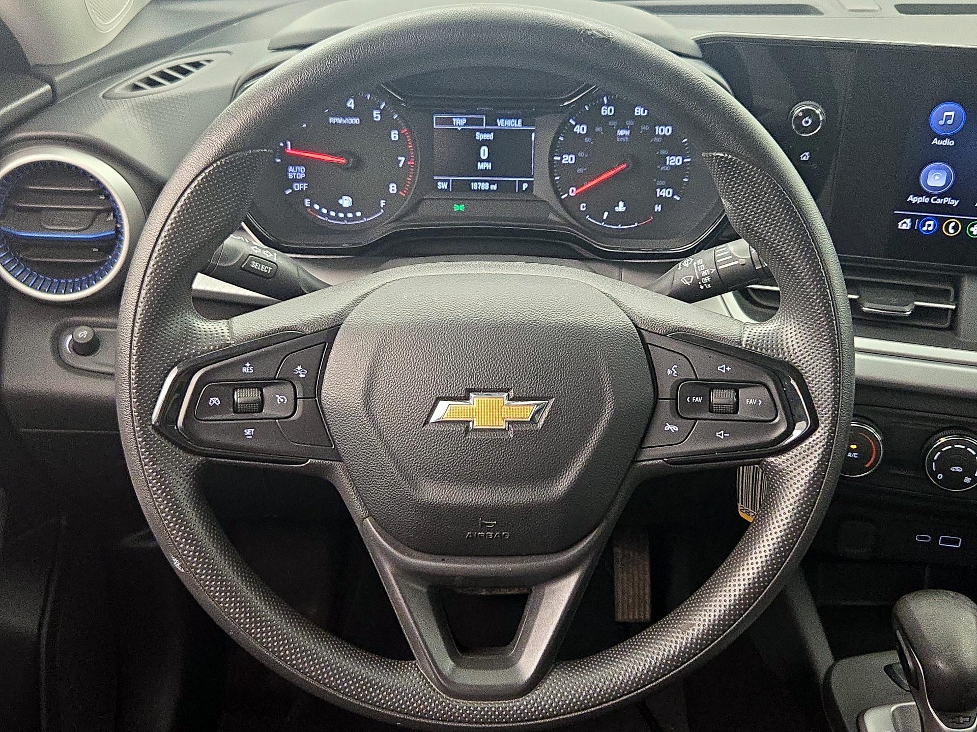 Thumbnail: 2024 Chevrolet Trax - 10