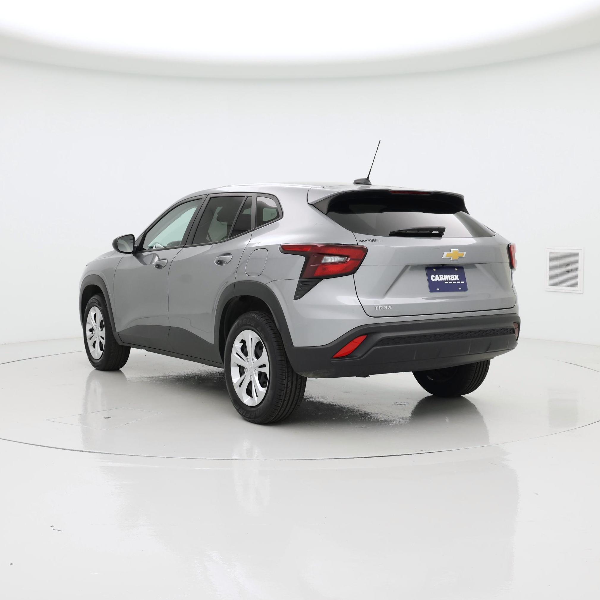 Thumbnail: 2024 Chevrolet Trax - 2
