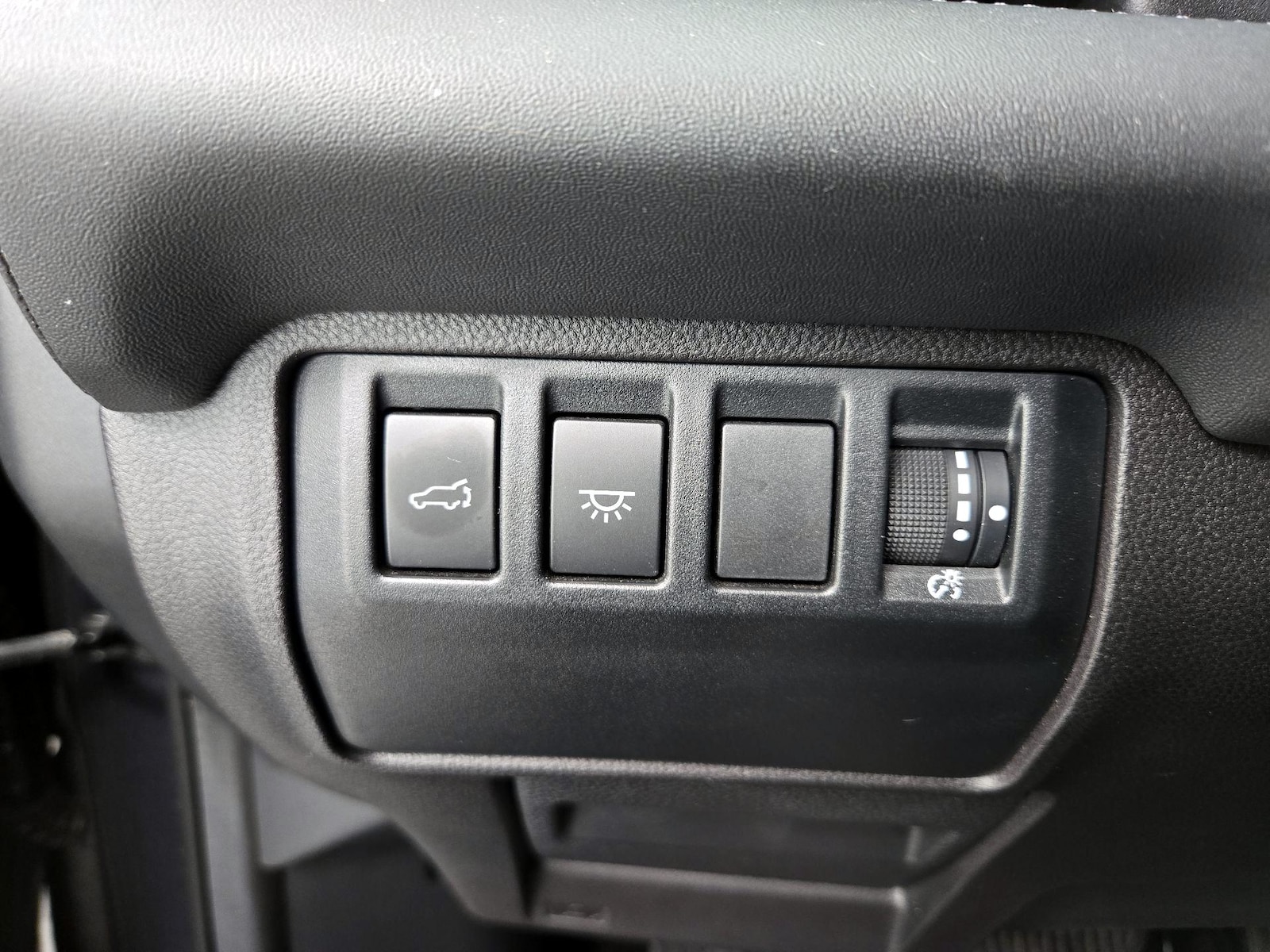 2023 Subaru Ascent Limited - Photo 14