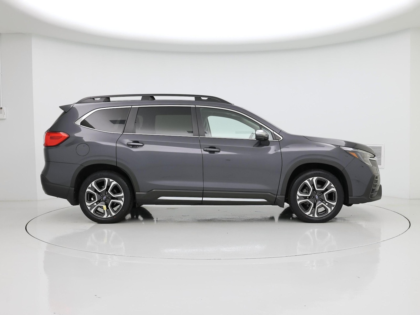 2023 Subaru Ascent Limited - Photo 8