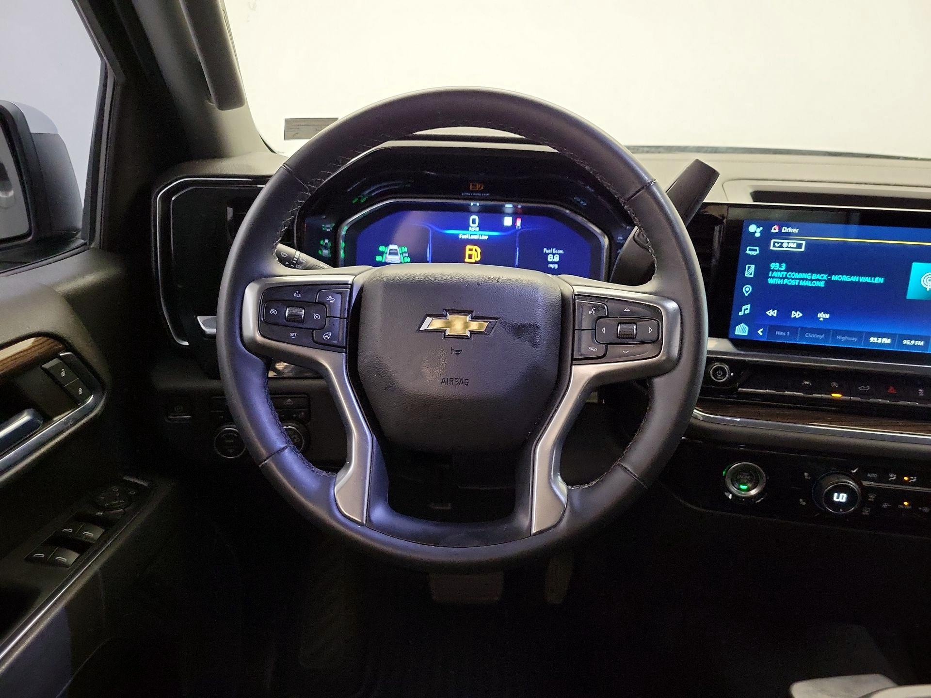 Thumbnail: 2023 Chevrolet Silverado 1500 - 10