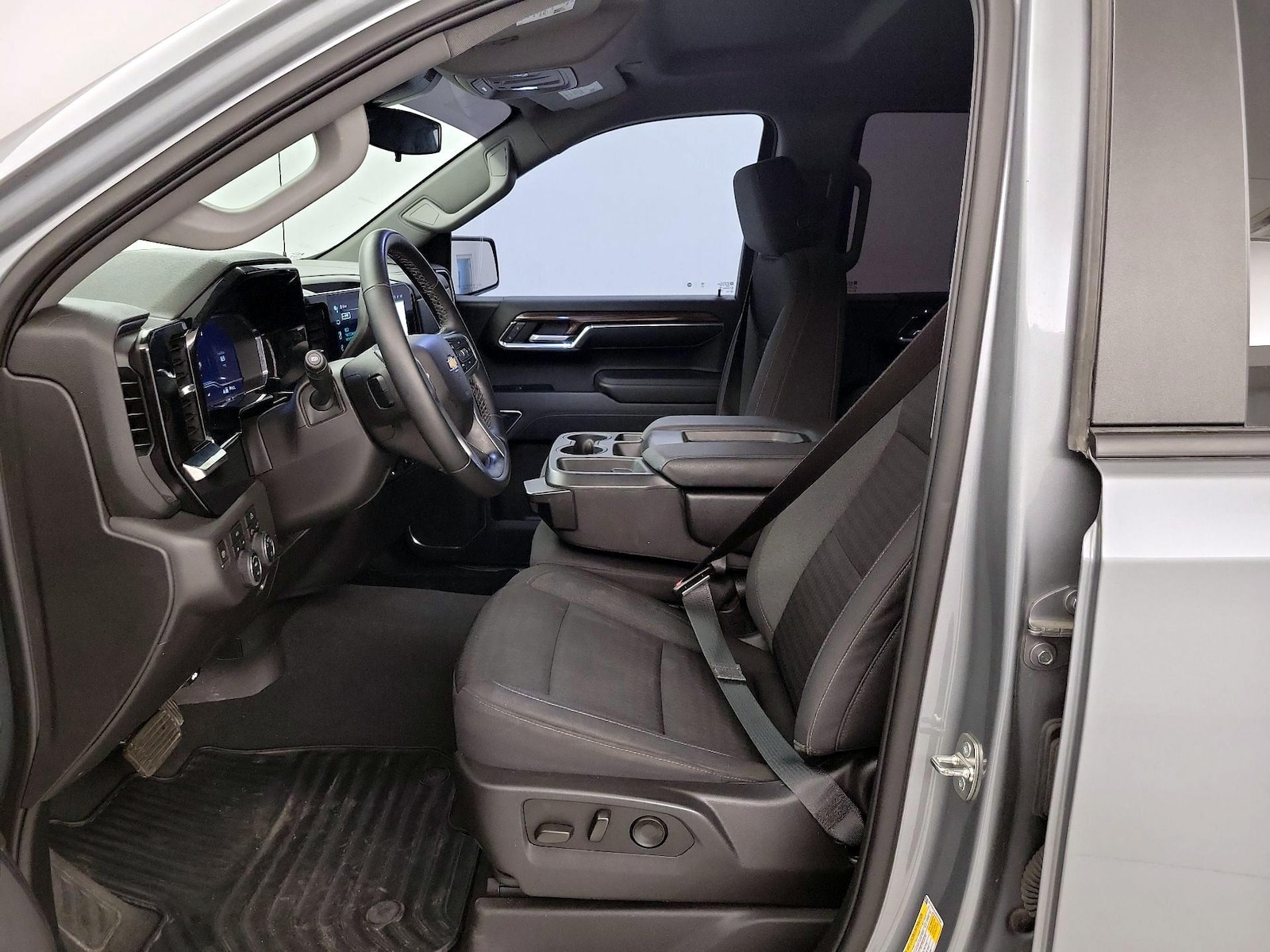 2023 Chevrolet Silverado 1500 LT - Photo 12
