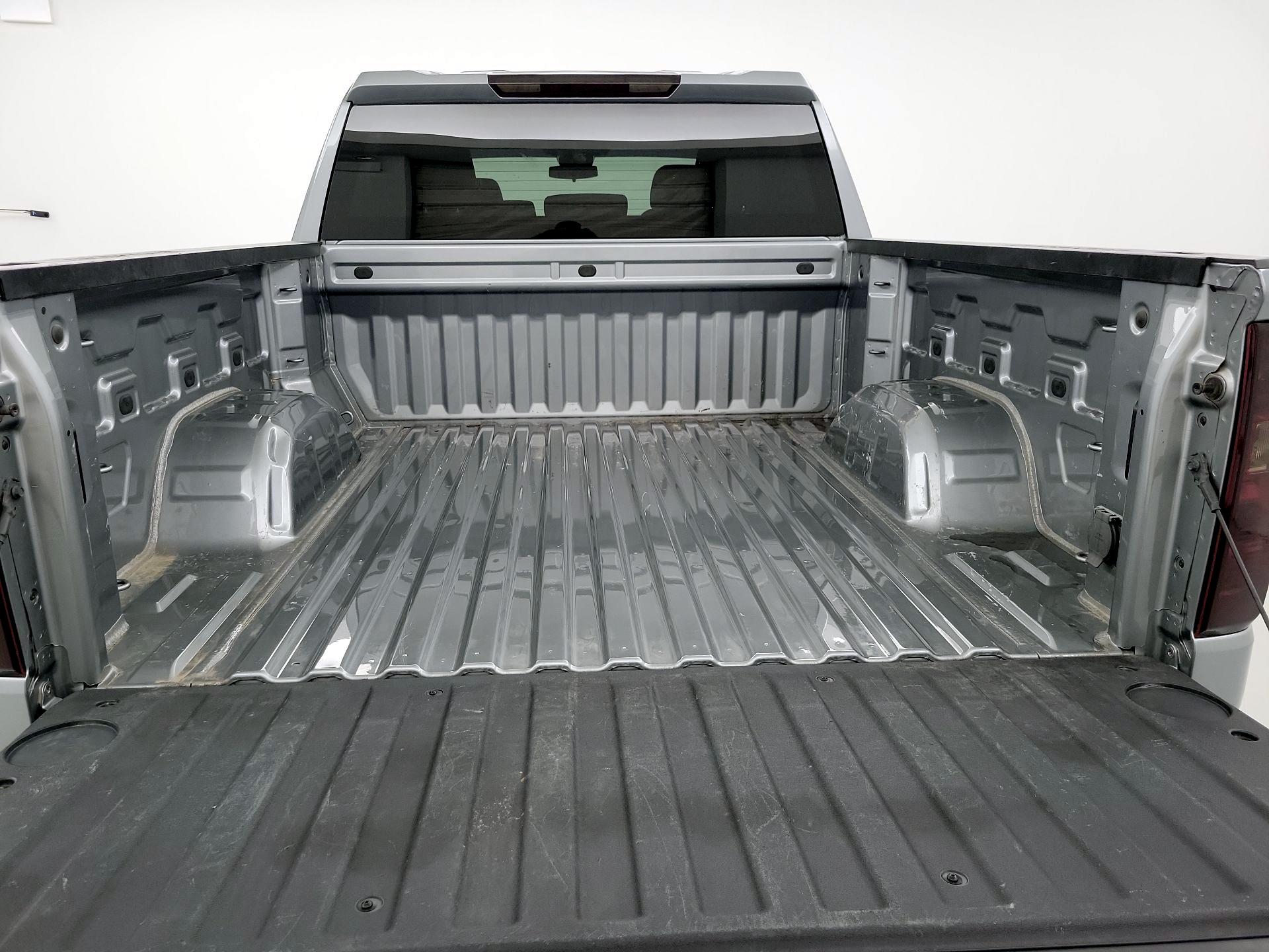 Thumbnail: 2023 Chevrolet Silverado 1500 - 20