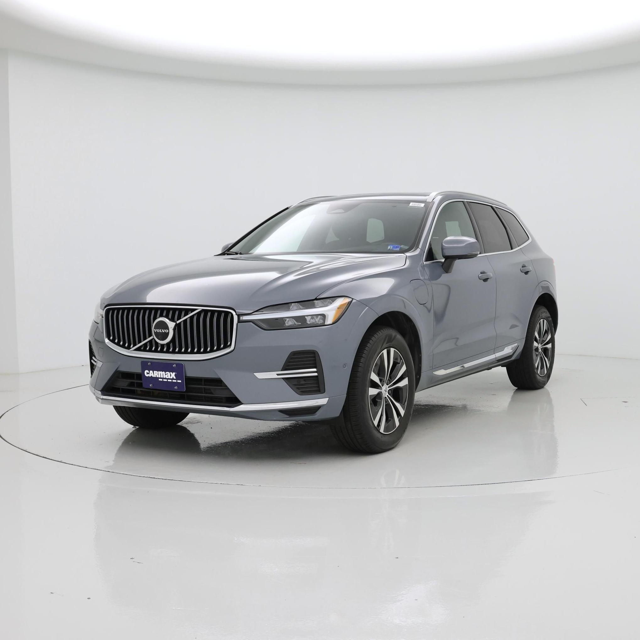 Thumbnail: 2022 Volvo XC60 - 4