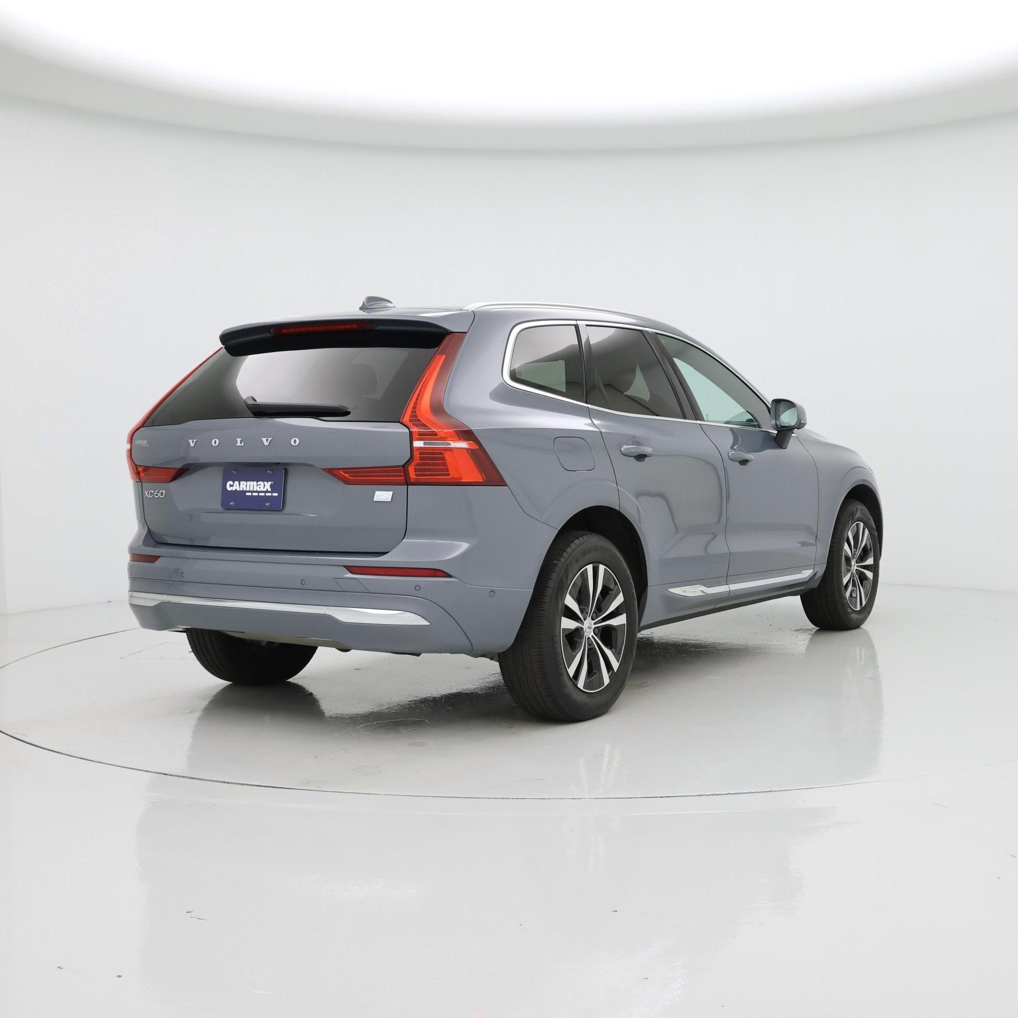 Thumbnail: 2022 Volvo XC60 - 8