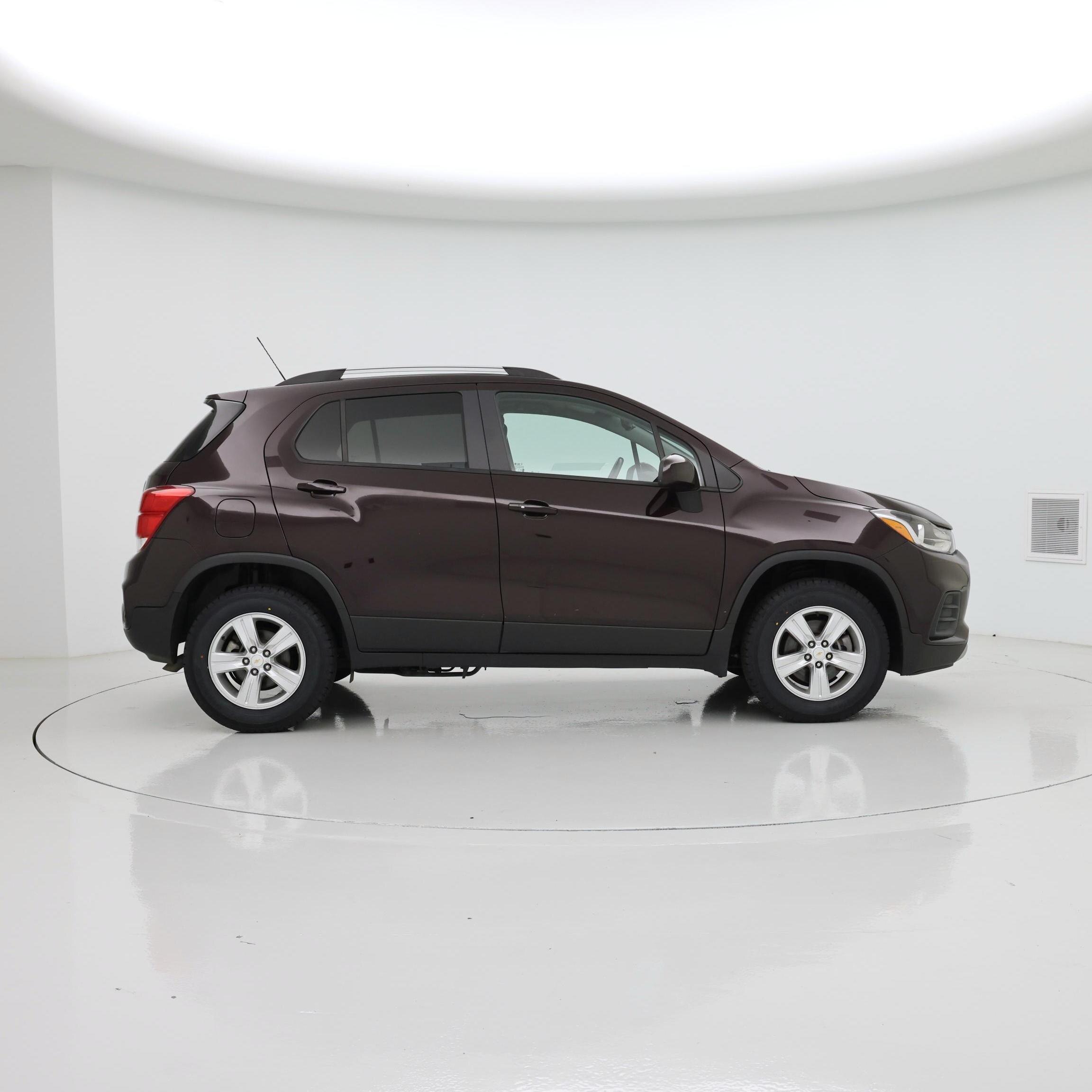 Thumbnail: 2022 Chevrolet Trax - 7