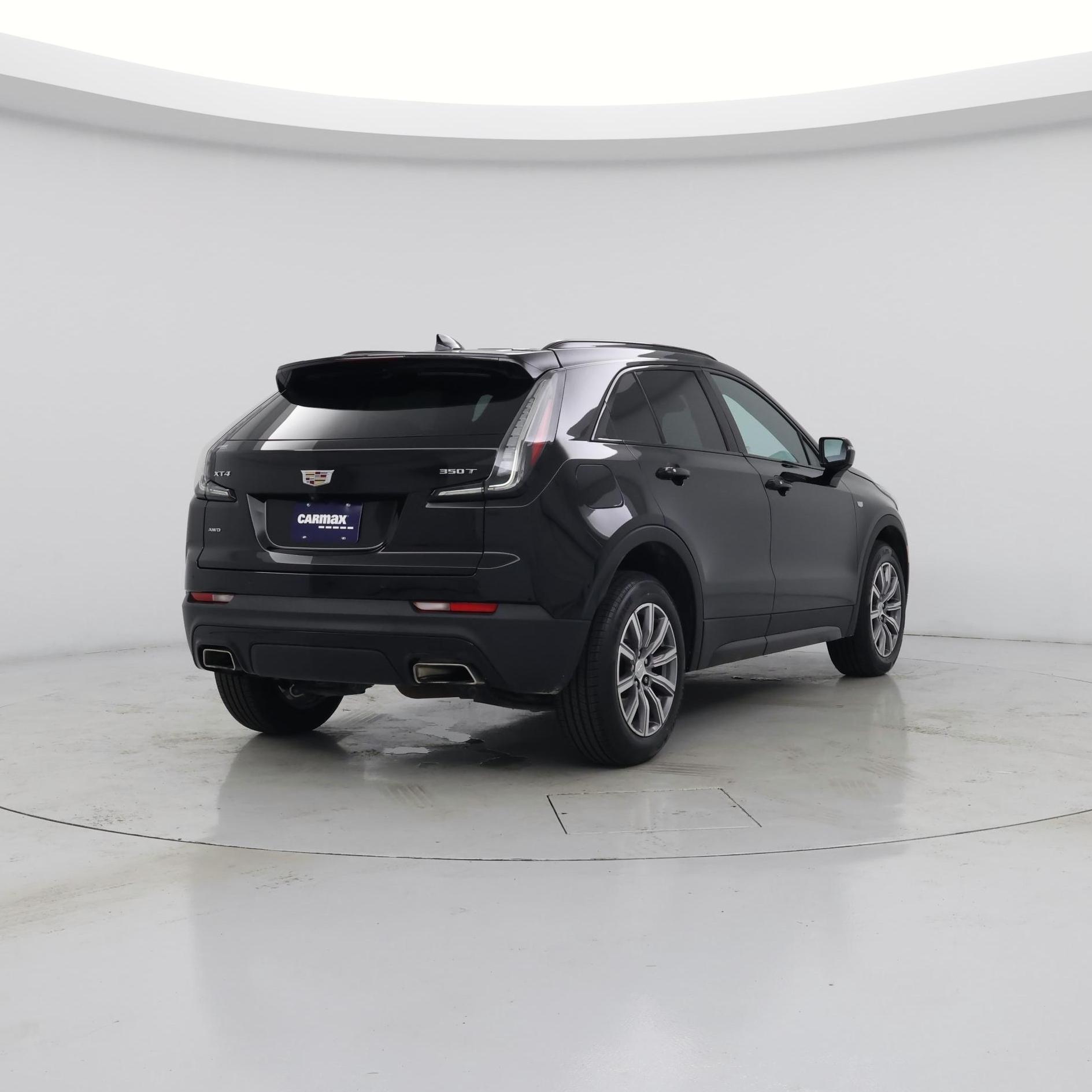 Thumbnail: 2023 Cadillac XT4 - 8