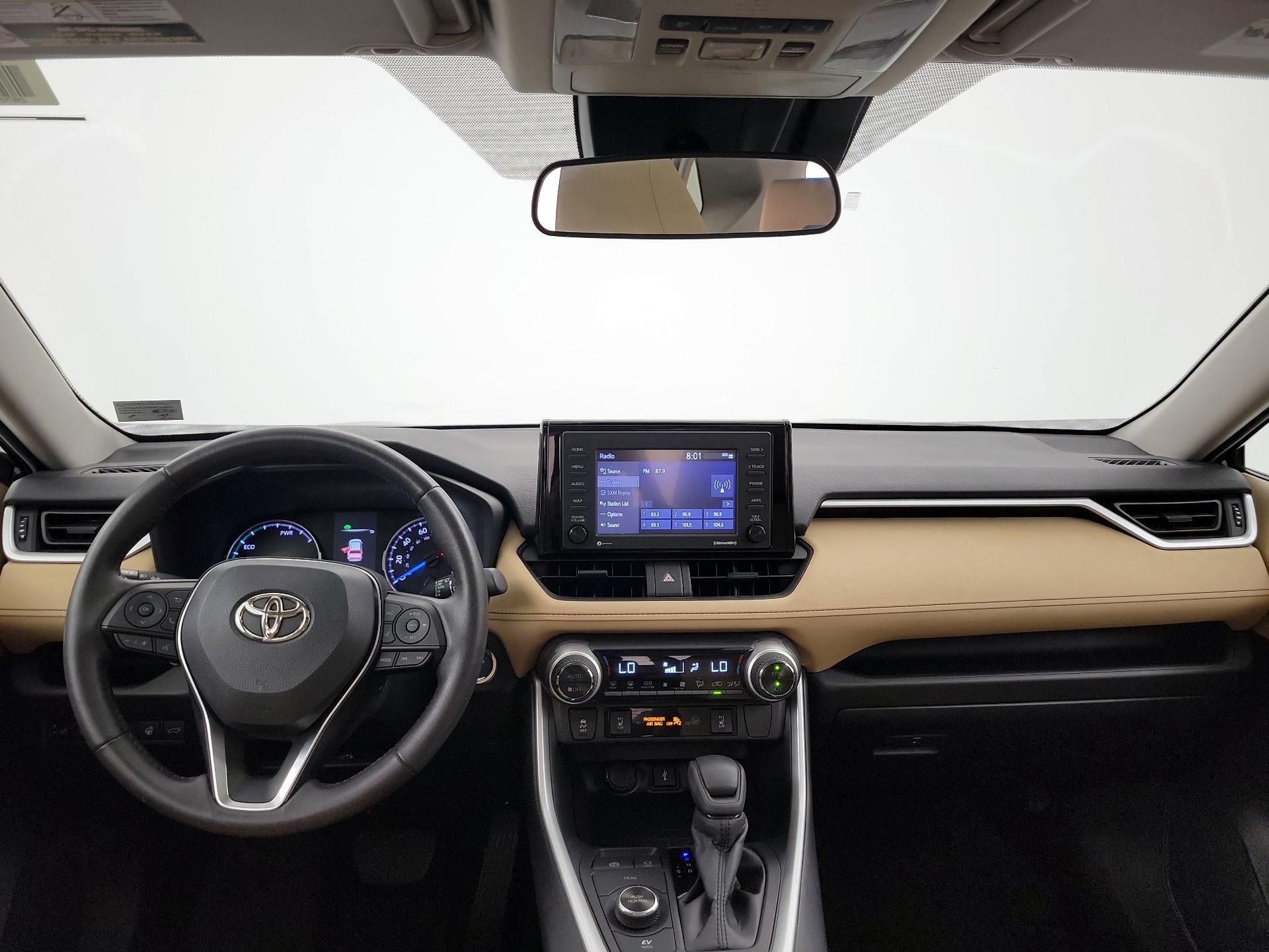 Thumbnail: 2022 Toyota RAV4 - 9