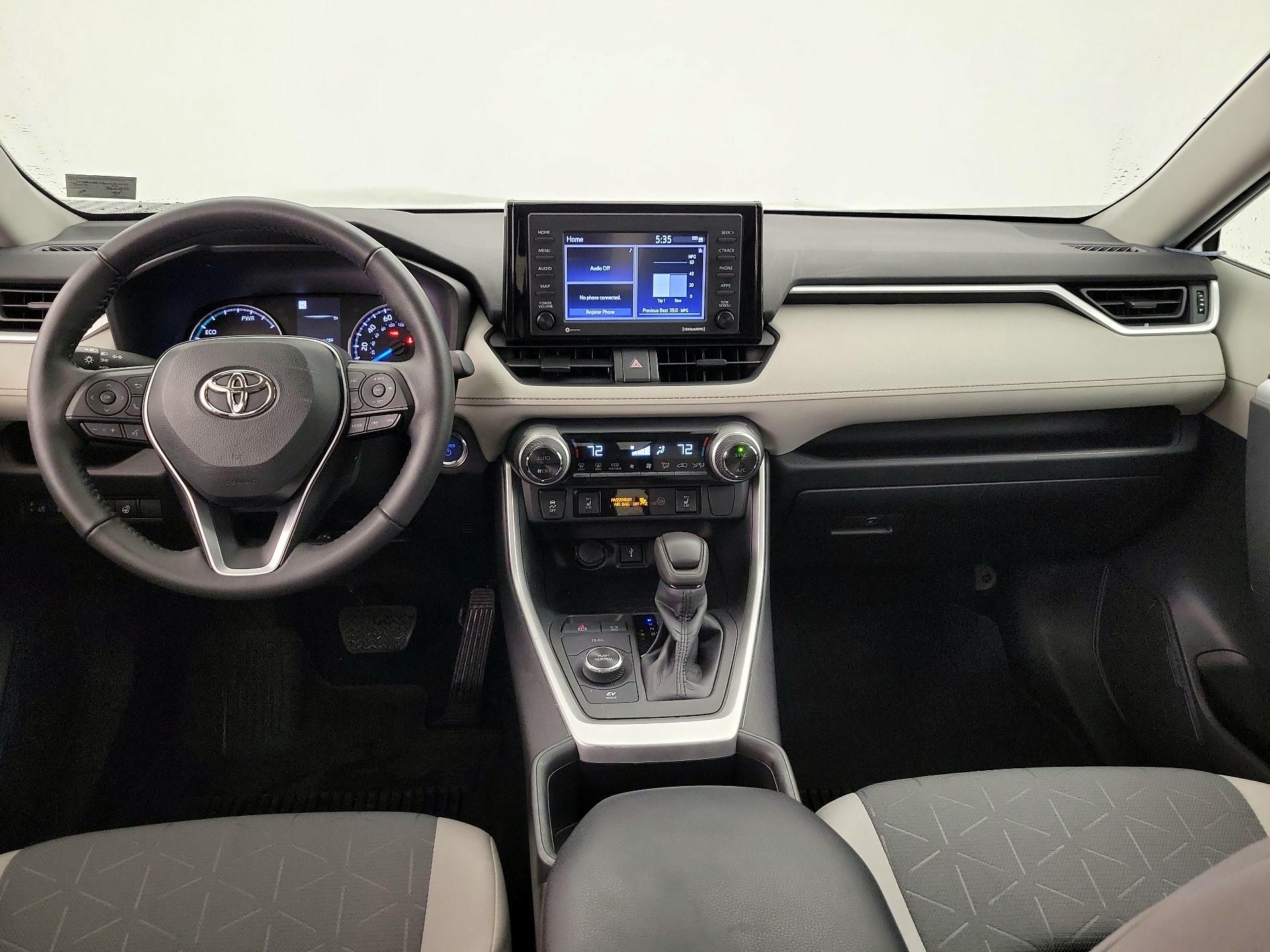 Thumbnail: 2022 Toyota RAV4 - 9