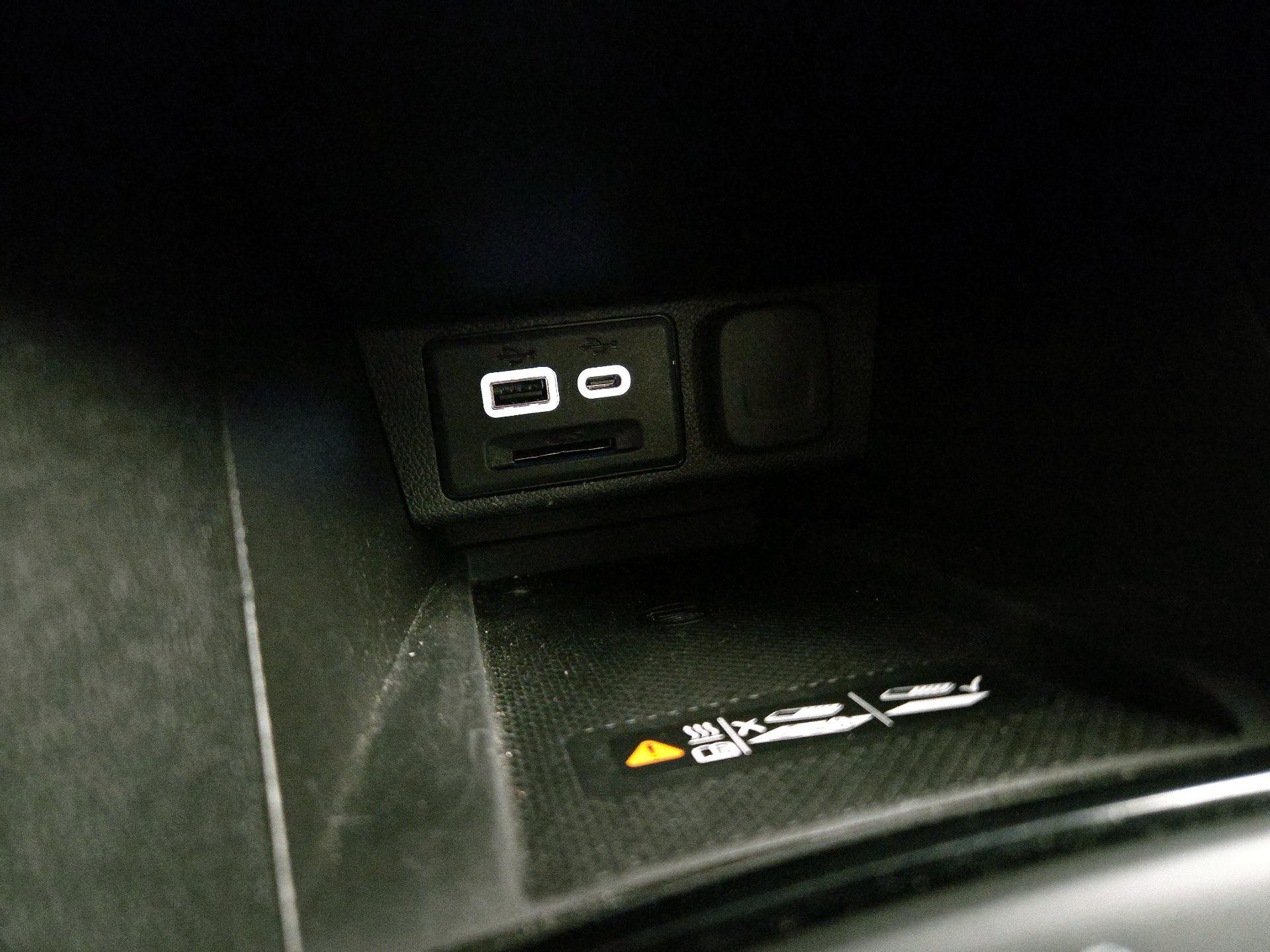 Thumbnail: 2022 Chevrolet Bolt EUV - 18