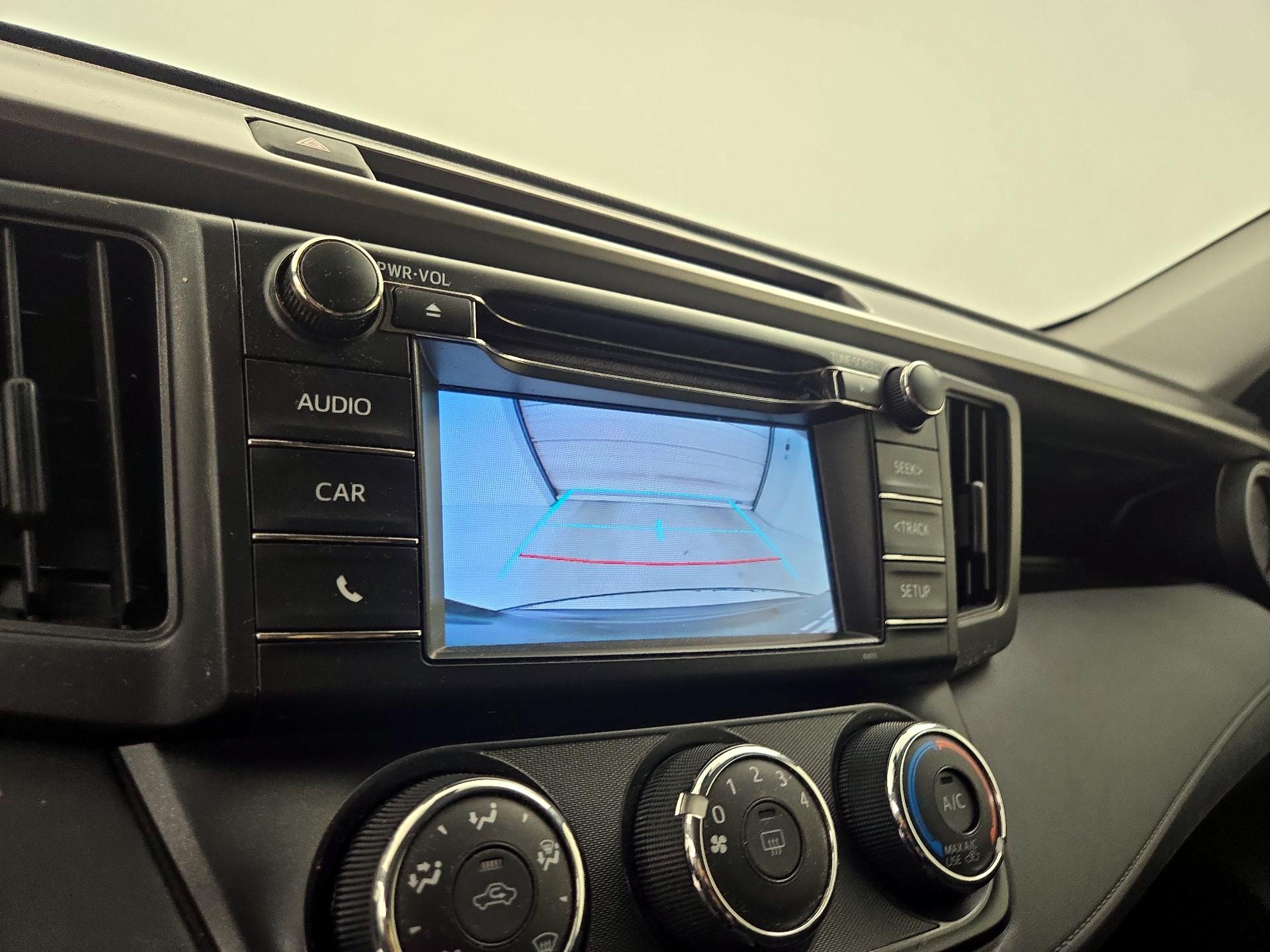 Thumbnail: 2018 Toyota RAV4 - 14