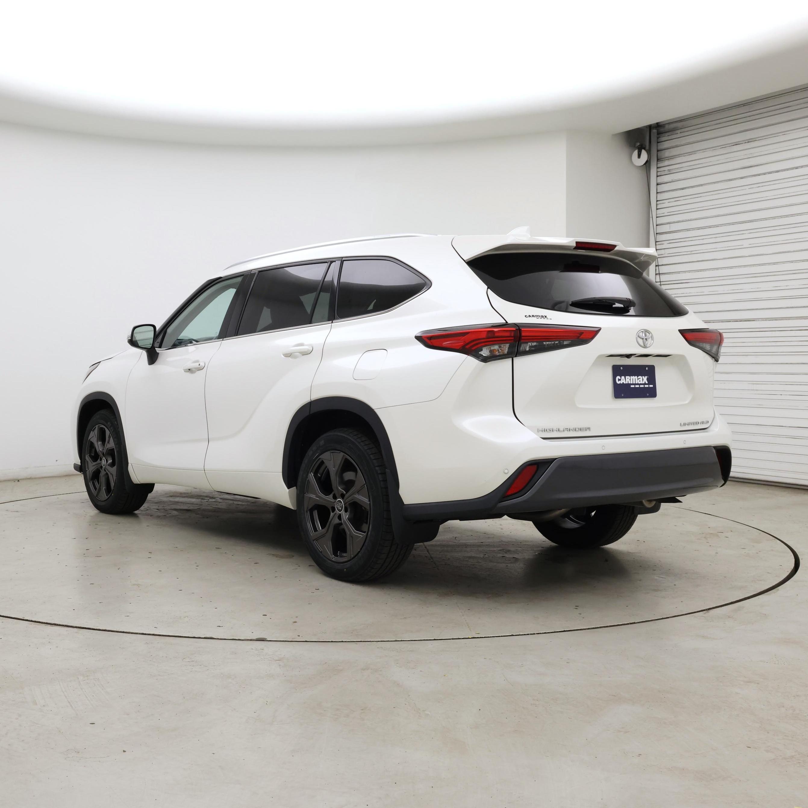 Thumbnail: 2021 Toyota Highlander - 2