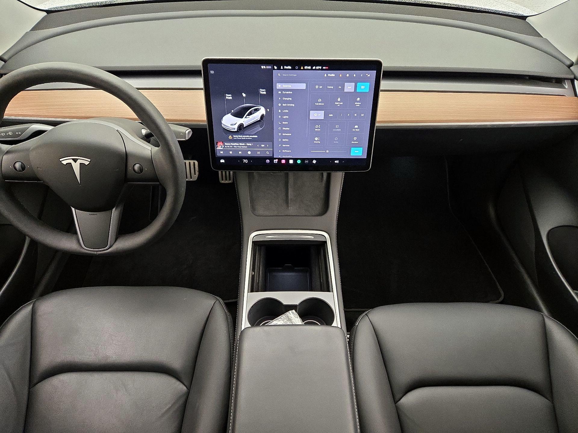 Thumbnail: 2023 Tesla Model 3 - 9