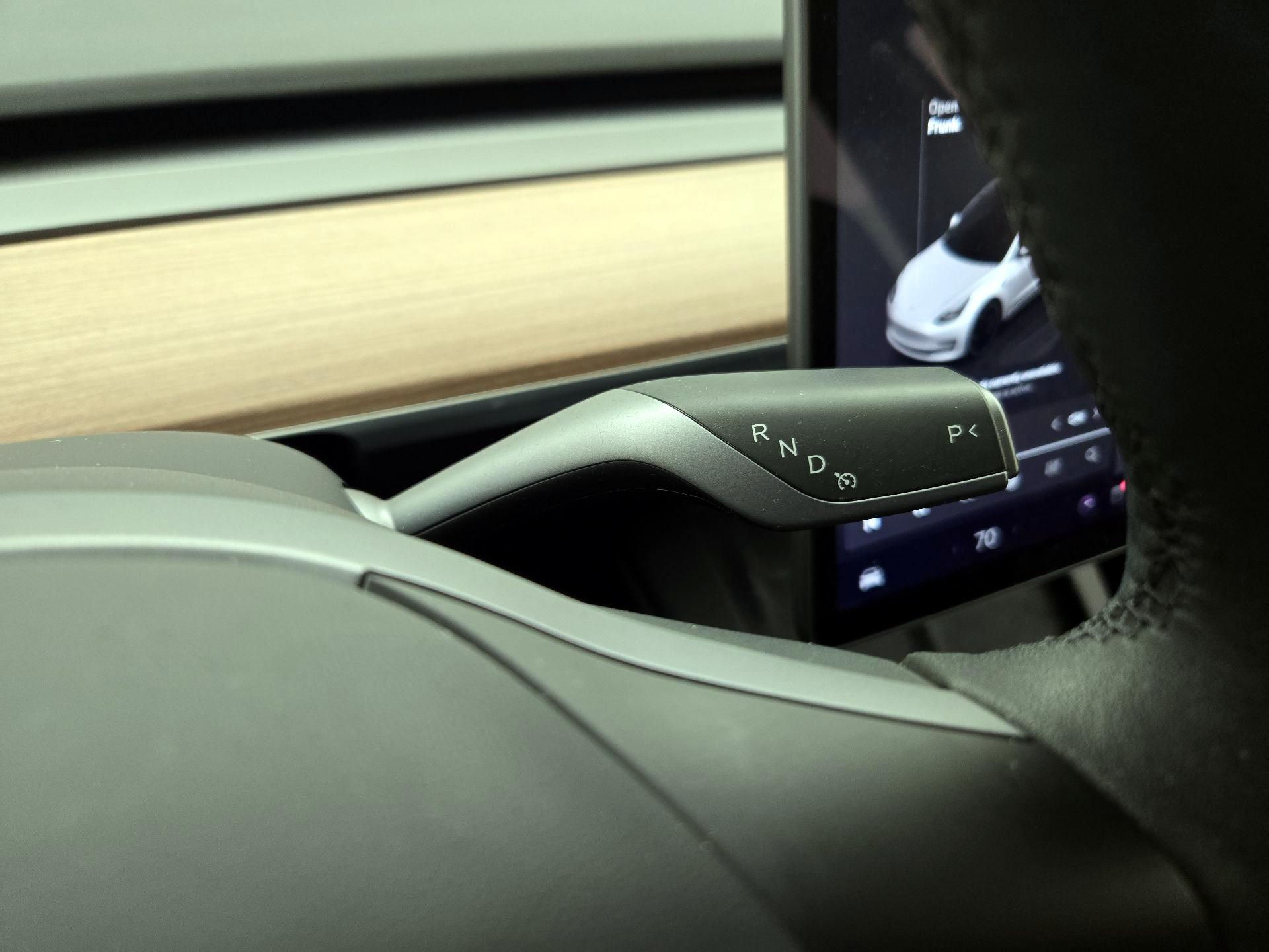 Thumbnail: 2023 Tesla Model 3 - 16