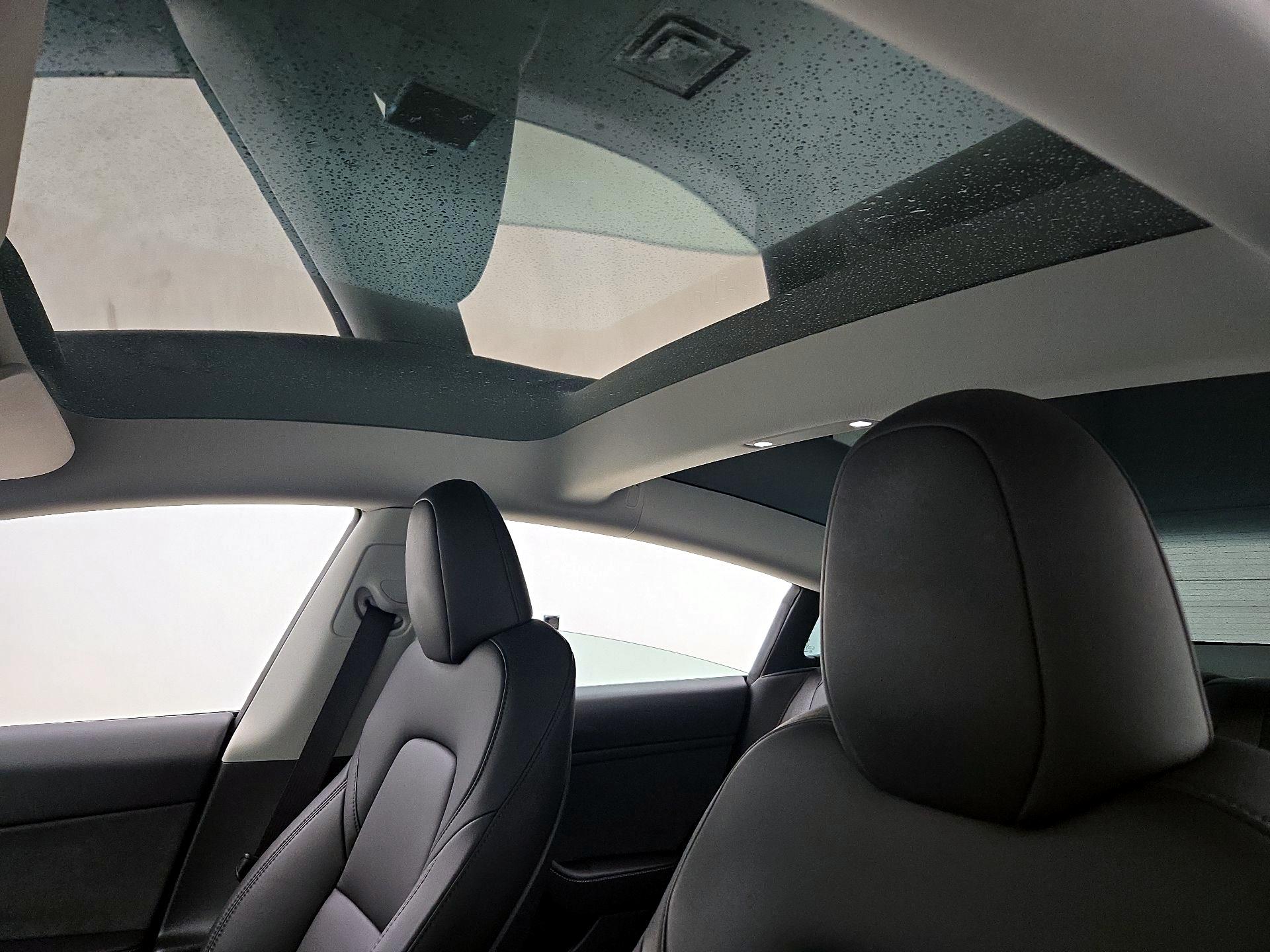 Thumbnail: 2023 Tesla Model 3 - 17