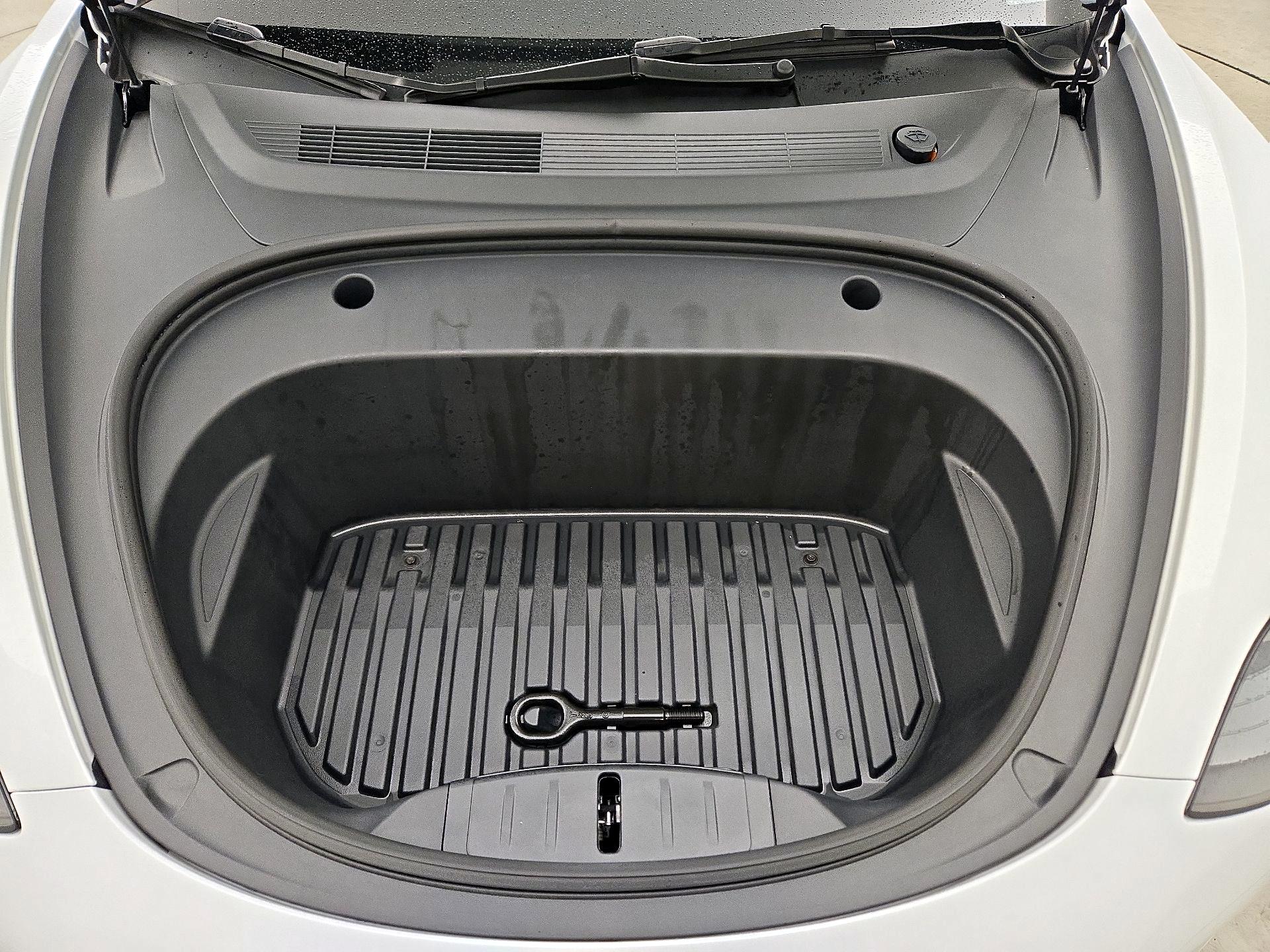 Thumbnail: 2023 Tesla Model 3 - 20