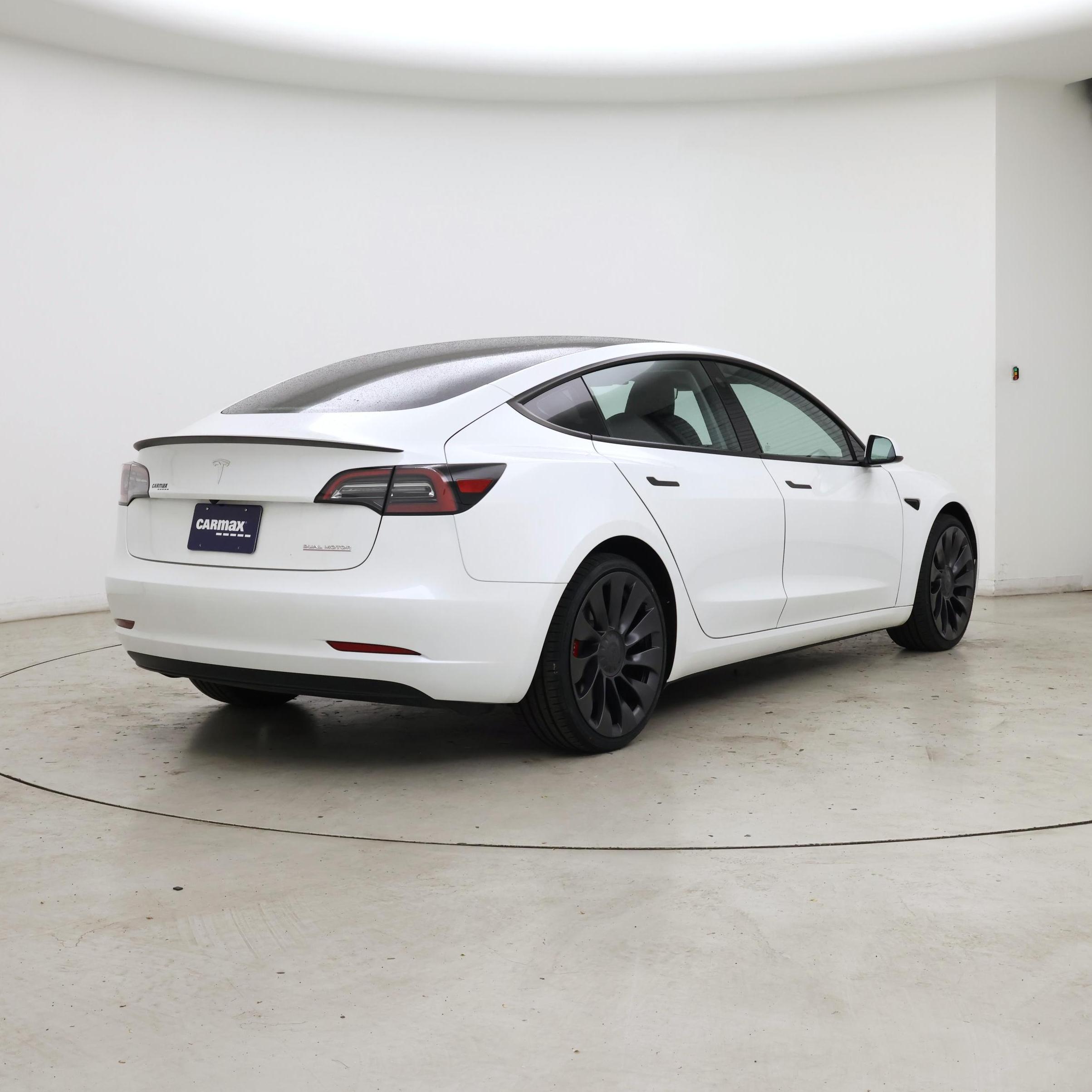 Thumbnail: 2023 Tesla Model 3 - 8