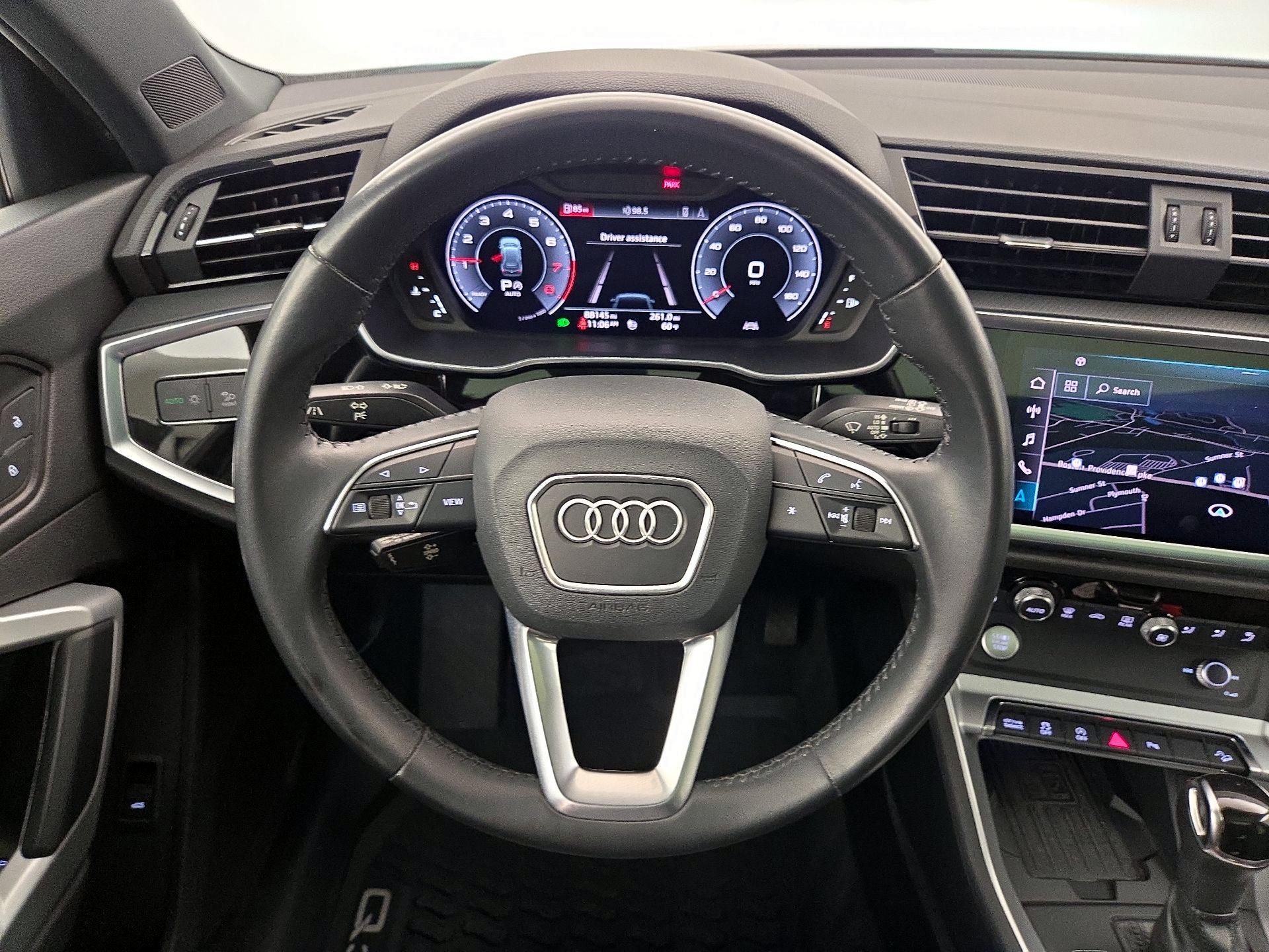 Thumbnail: 2020 Audi Q3 - 10