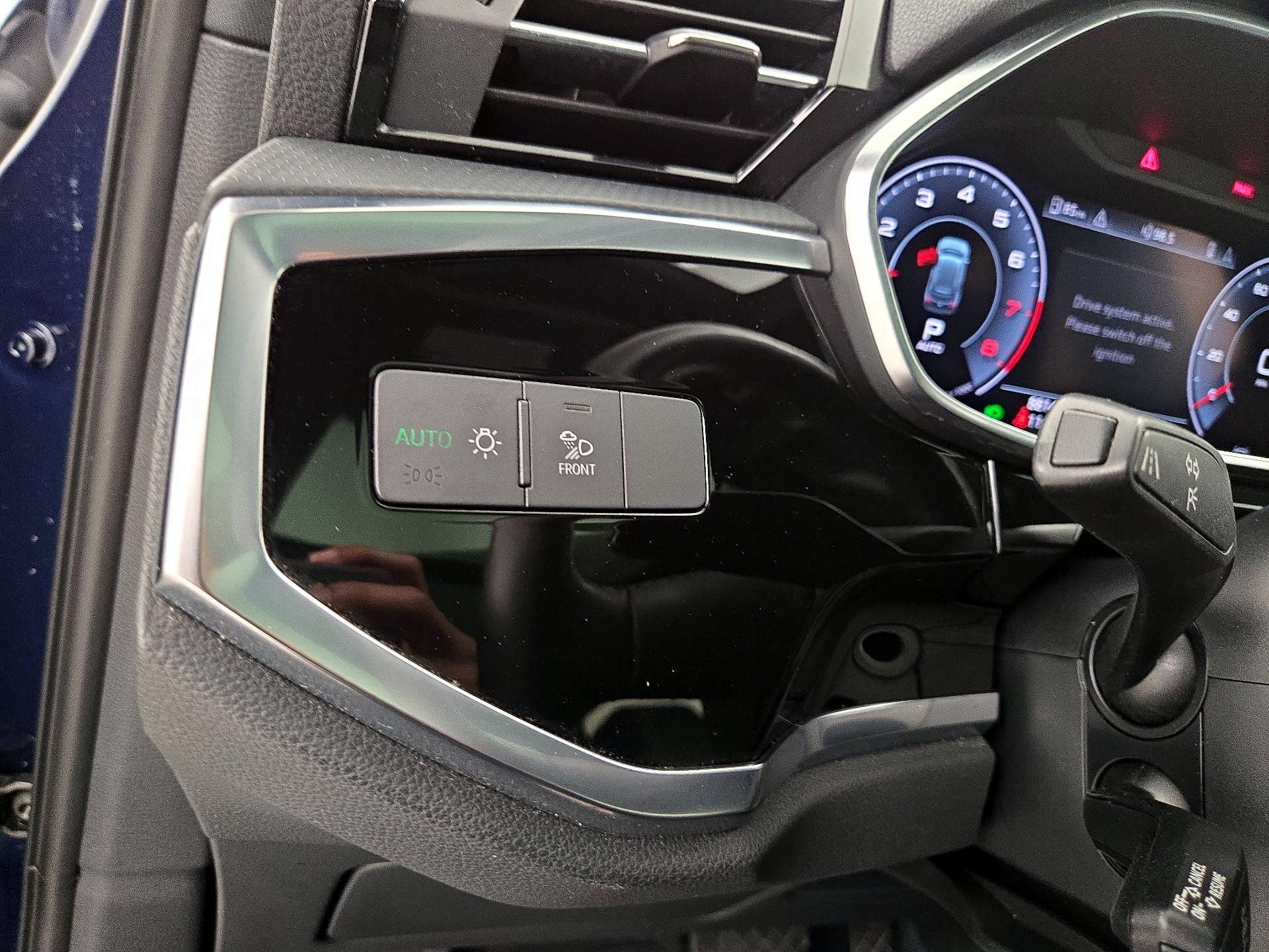 Thumbnail: 2020 Audi Q3 - 13