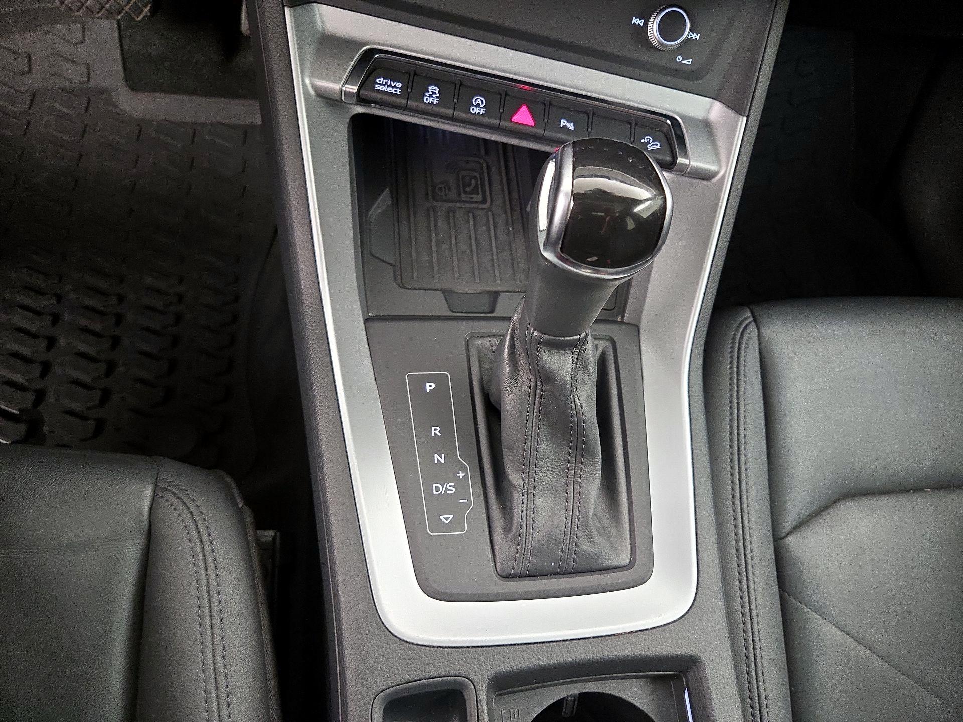 Thumbnail: 2020 Audi Q3 - 18