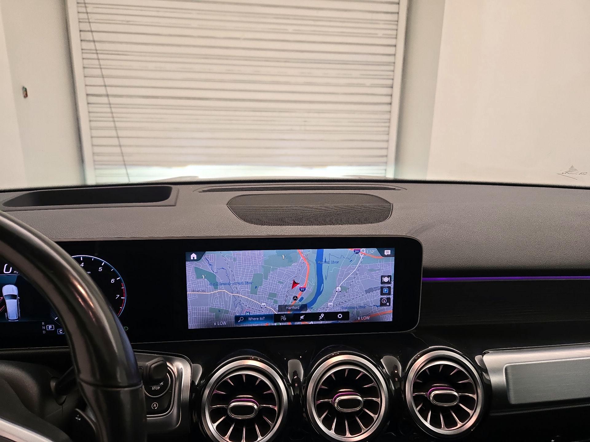 Thumbnail: 2020 Mercedes-Benz GLB - 9