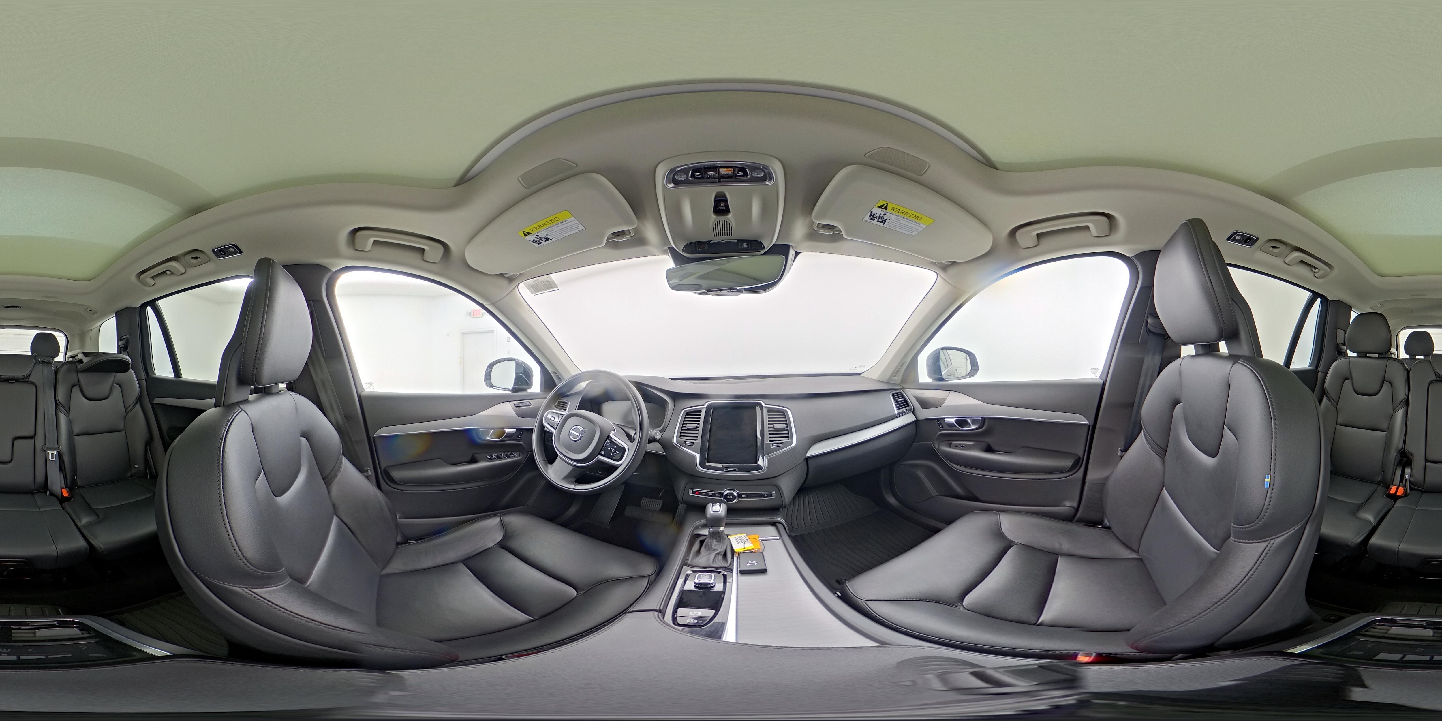 2022 Volvo XC90 Momentum - Photo 28