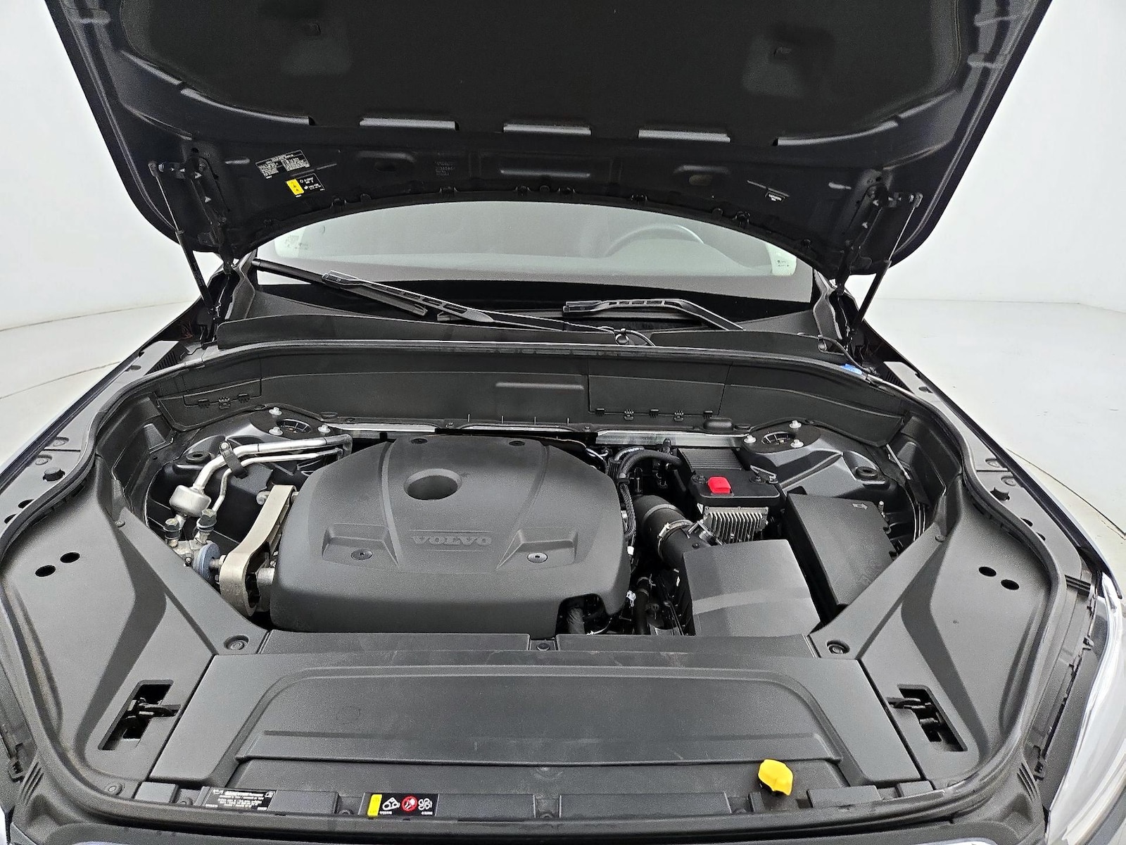 2022 Volvo XC90 Momentum - Photo 26
