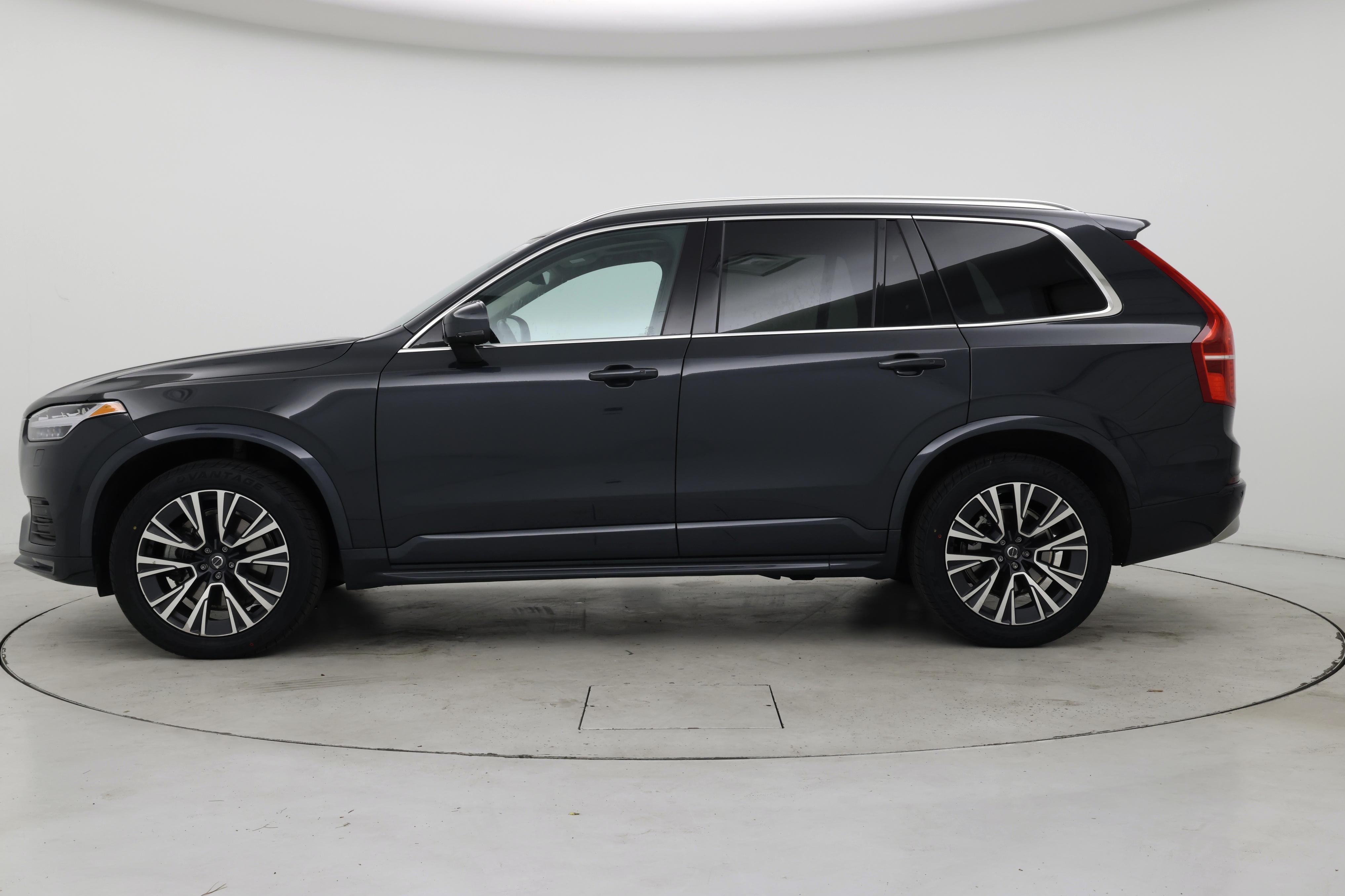 Thumbnail: 2022 Volvo XC90 - 3