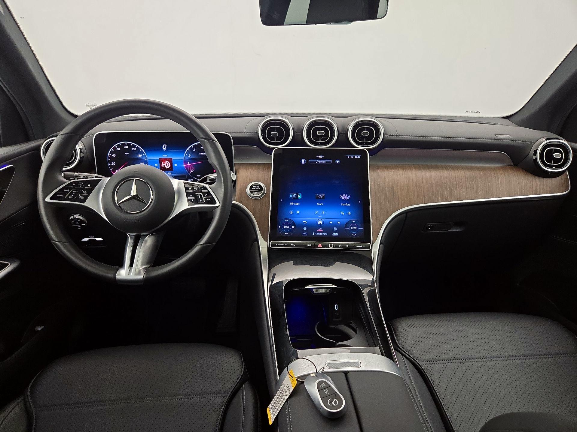 Thumbnail: 2024 Mercedes-Benz GLC - 9