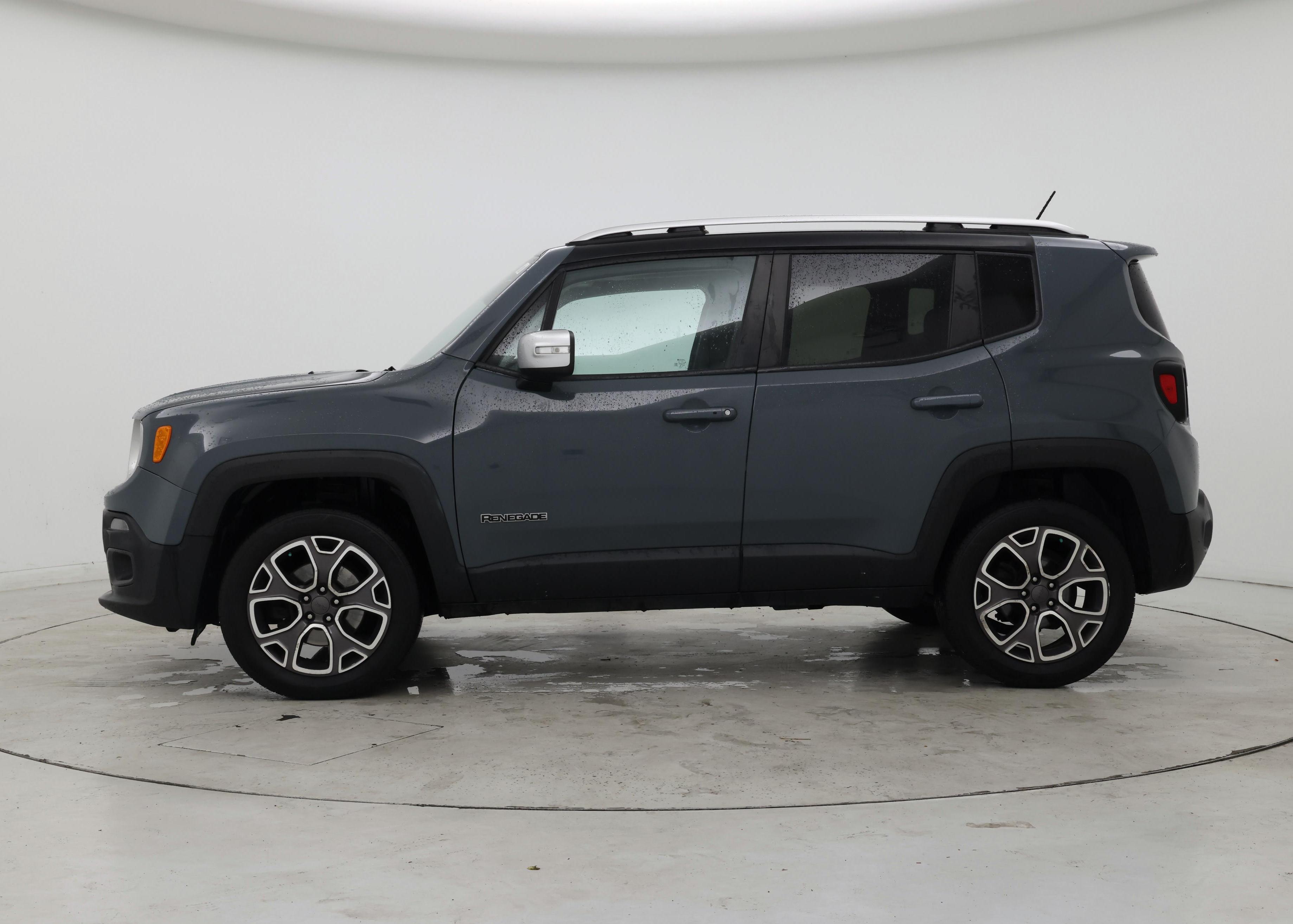 Thumbnail: 2017 Jeep Renegade - 3