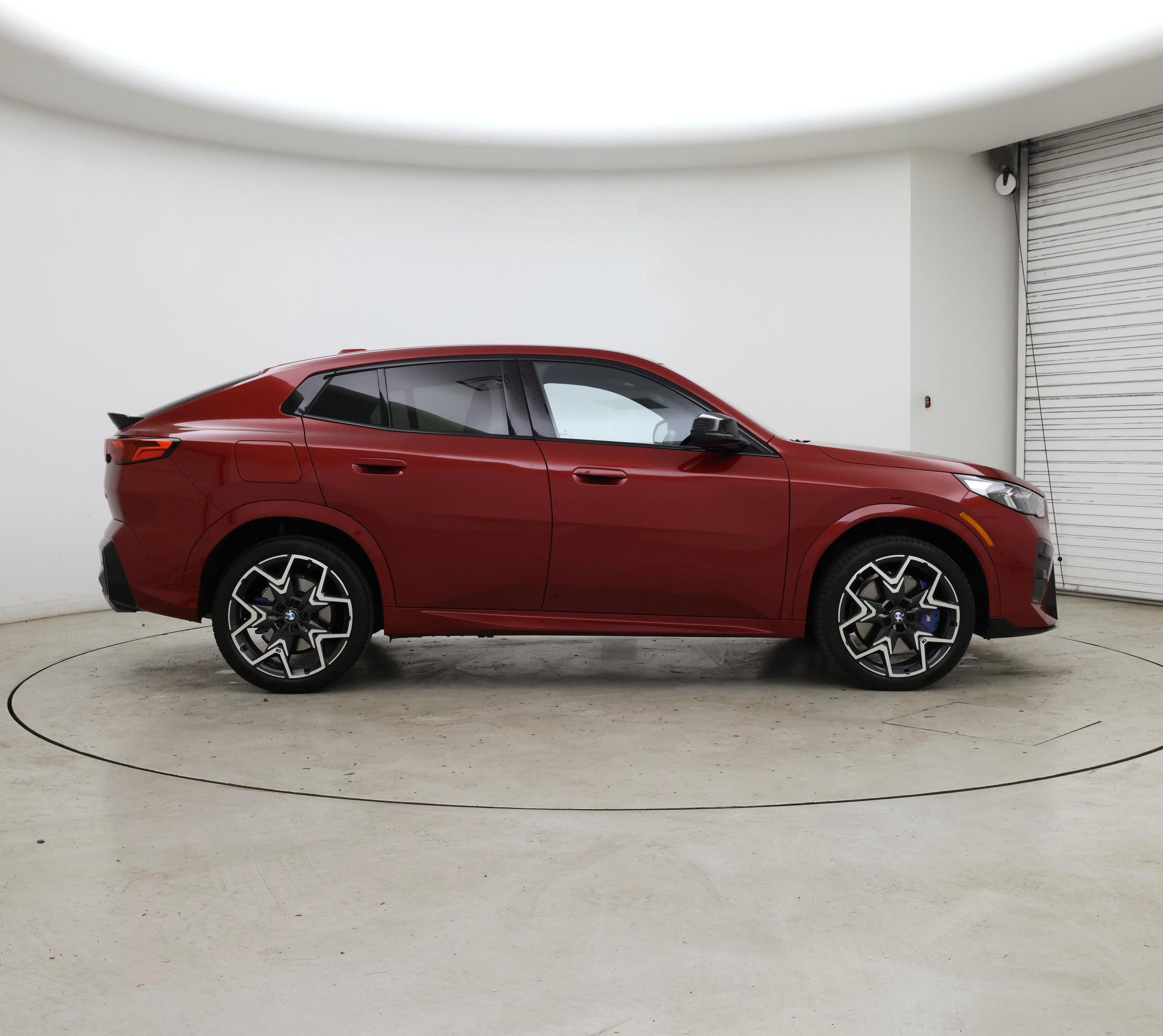 Thumbnail: 2025 BMW X2 - 7