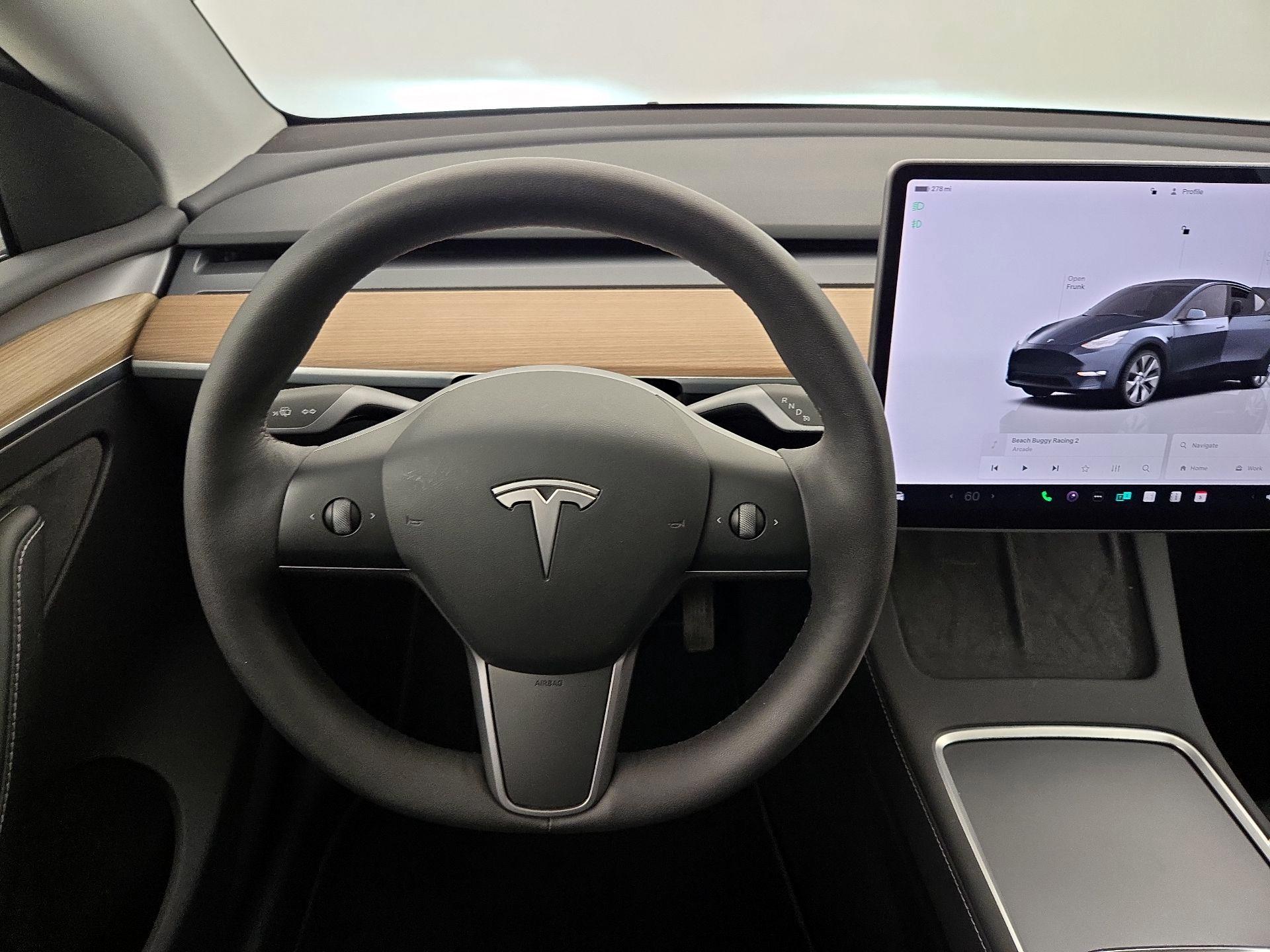 Thumbnail: 2023 Tesla Model Y - 10