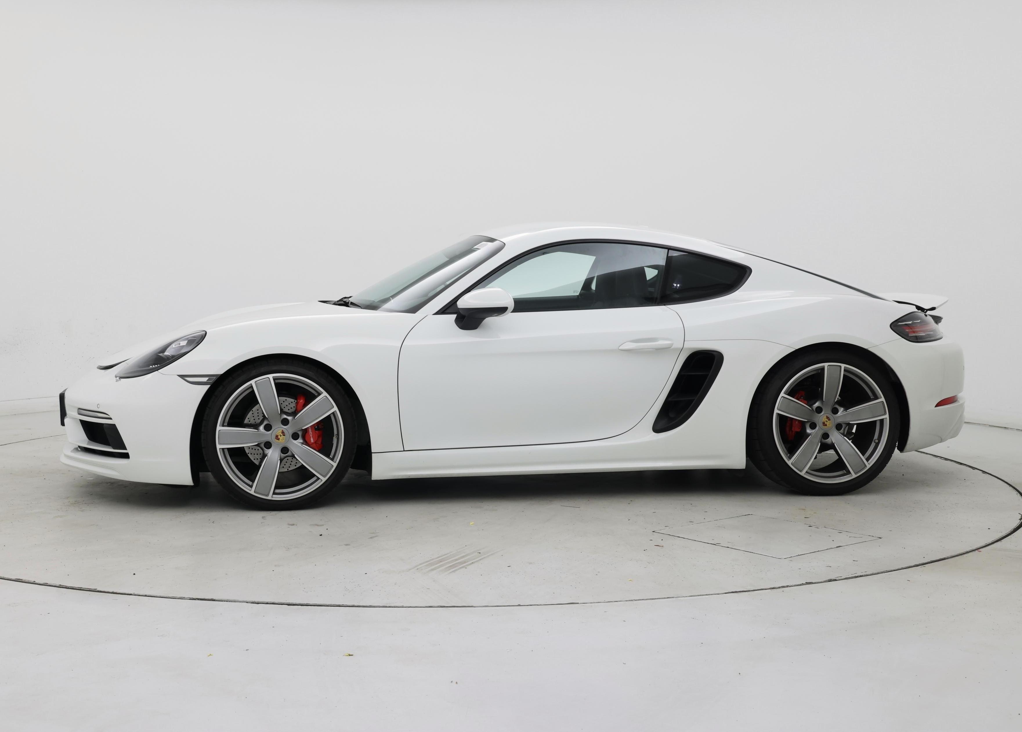 Thumbnail: 2024 Porsche 718 Cayman - 3