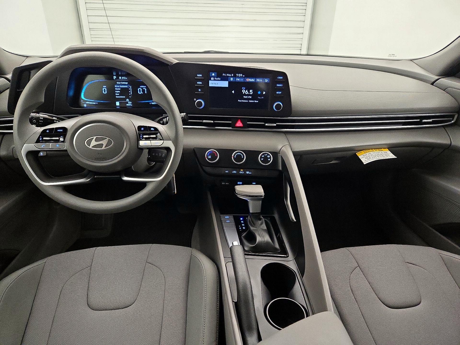 Thumbnail: 2025 Hyundai Elantra - 9