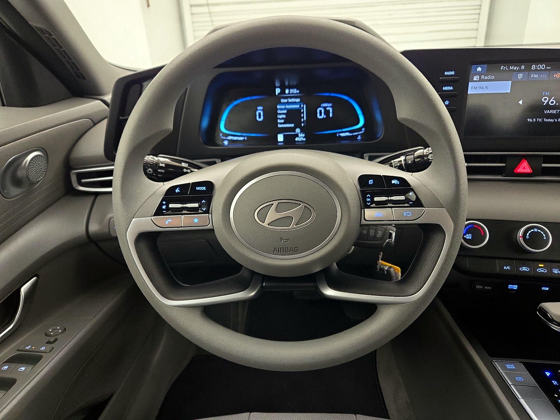 Thumbnail: 2025 Hyundai Elantra - 10