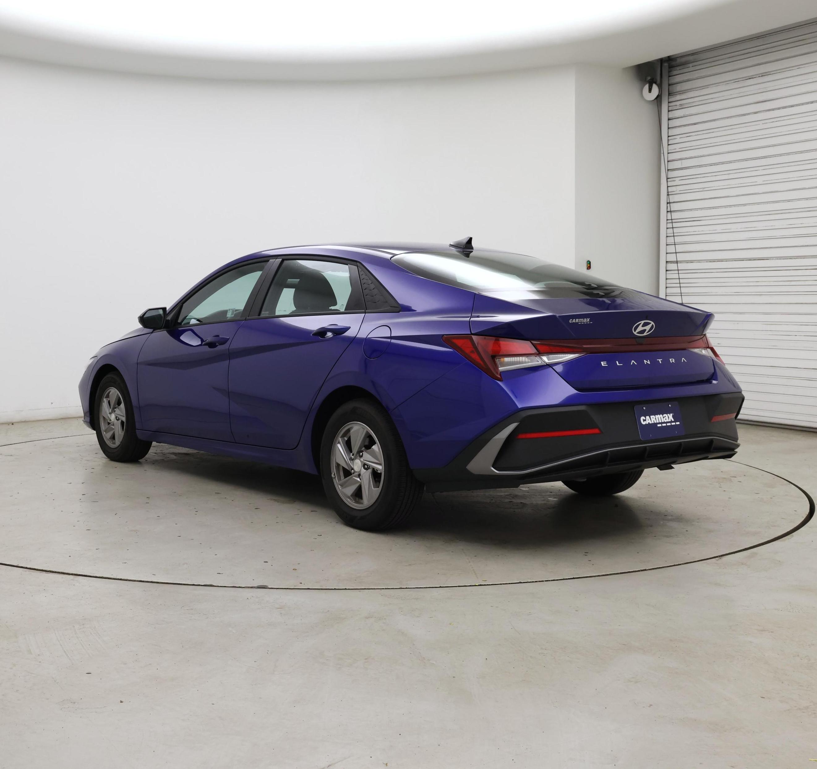 Thumbnail: 2025 Hyundai Elantra - 2