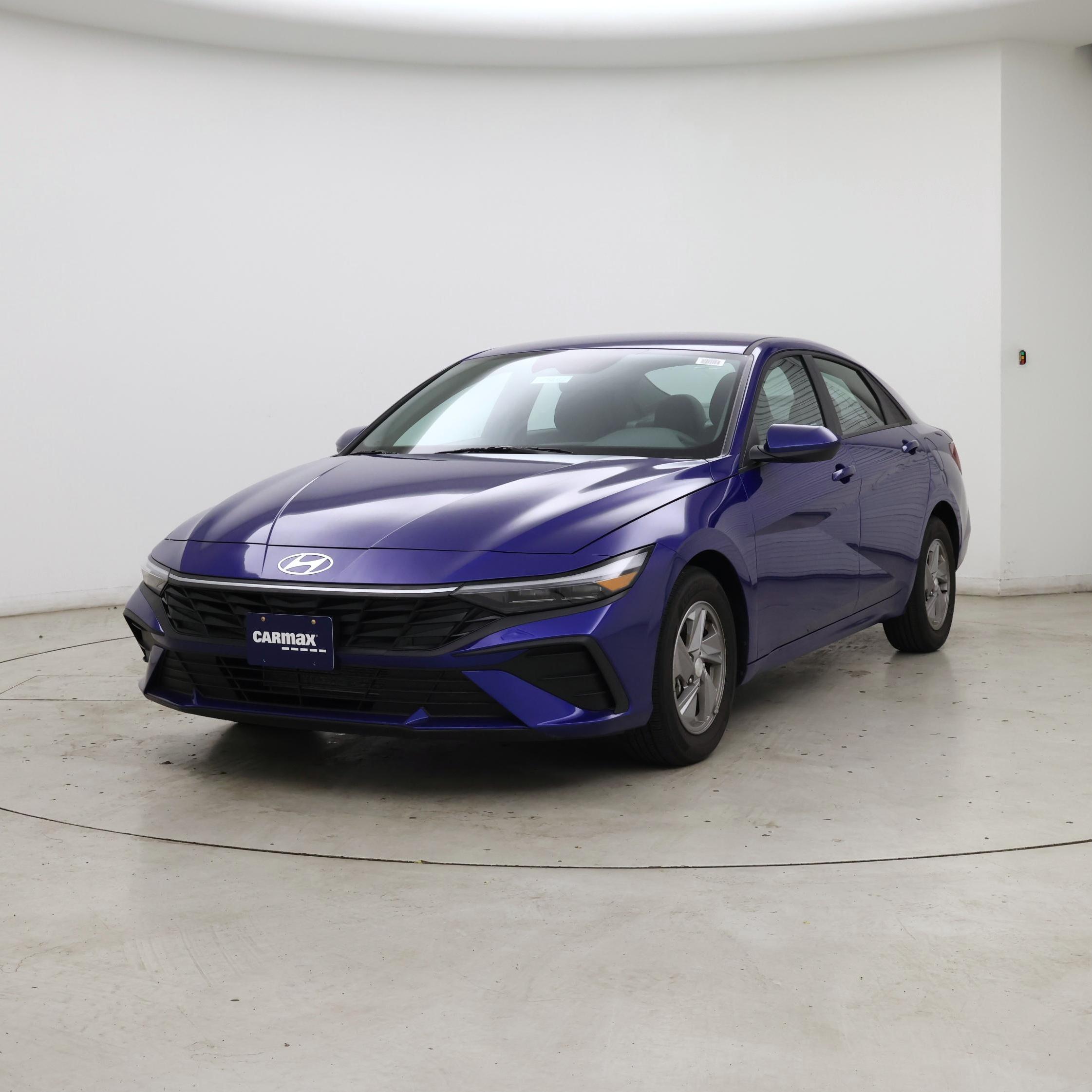 Thumbnail: 2025 Hyundai Elantra - 4